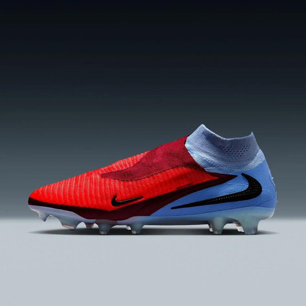 Футболни обувки Nike Phantom 360 Elite DF FG