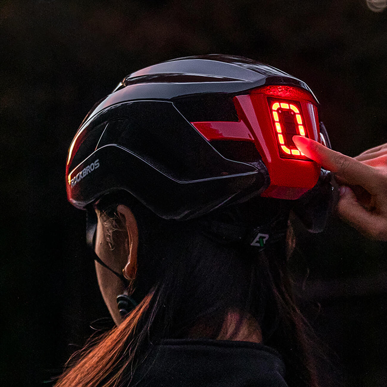 Casco da bicicletta Rockbros con illuminazione multidirezionale integrata 4/7
