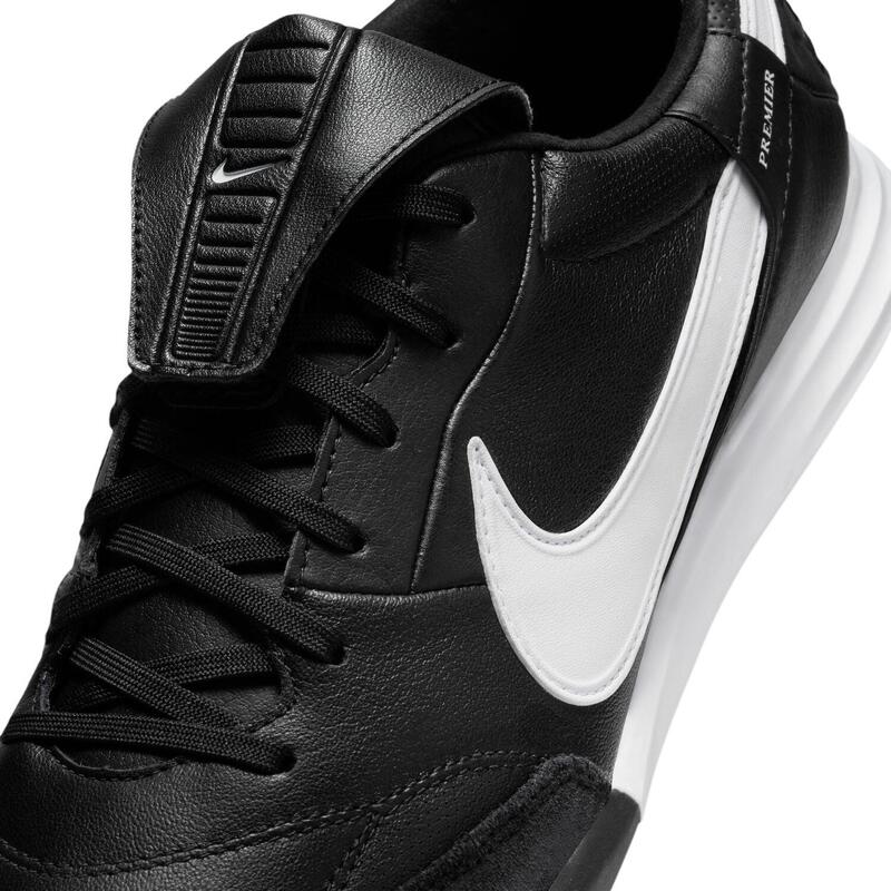 Ghete fotbal Nike Tiempo Premier III U TF