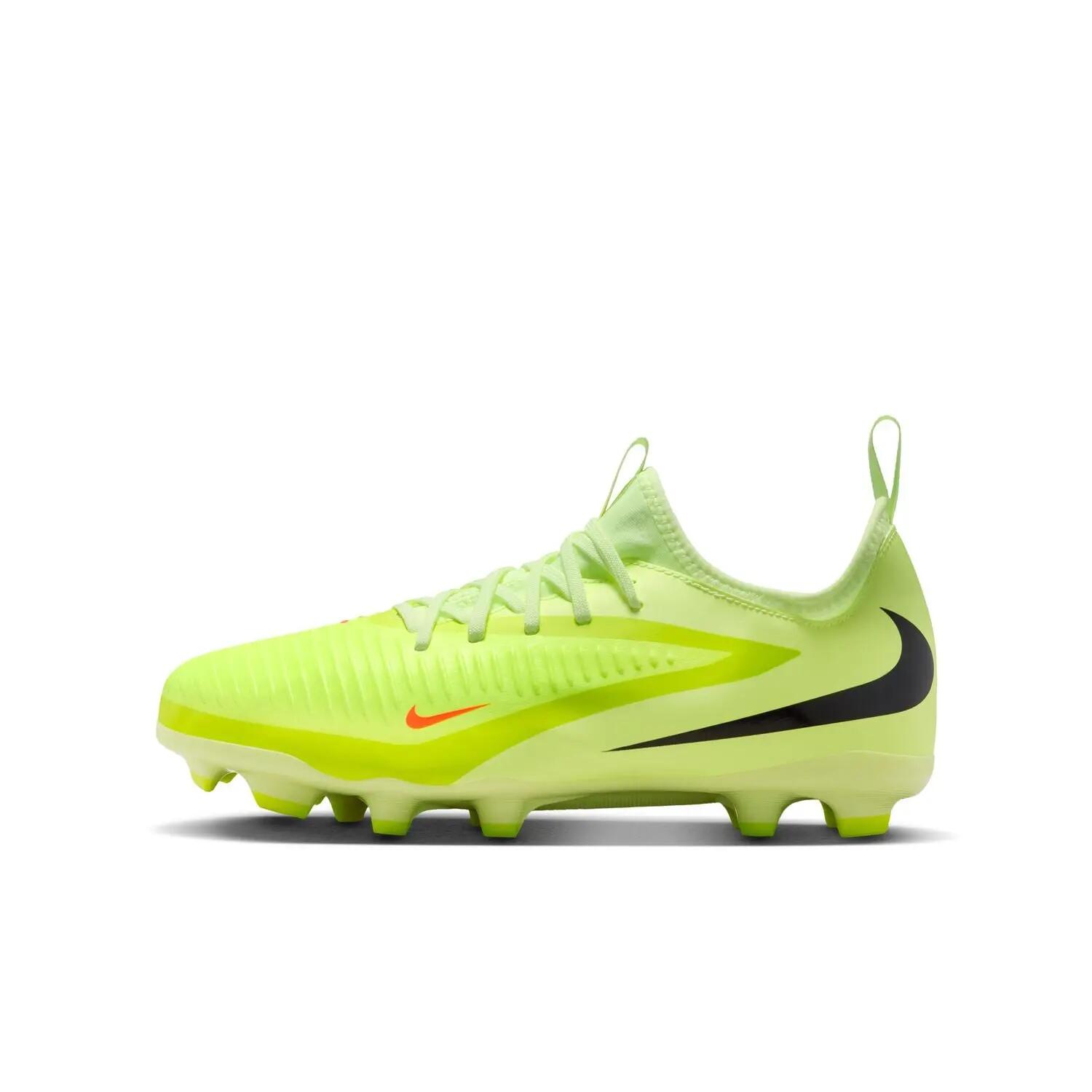 NIKE picture