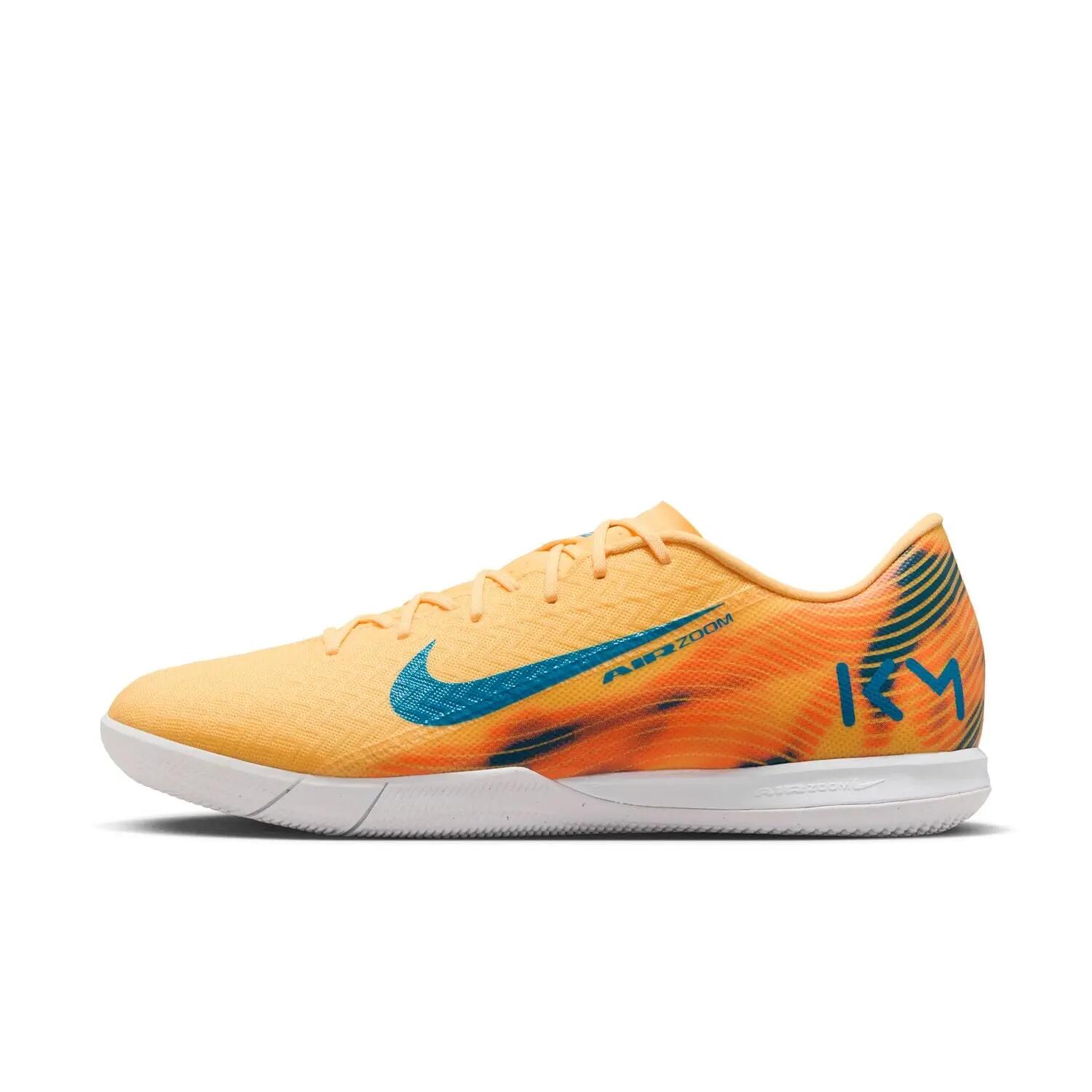 NIKE picture