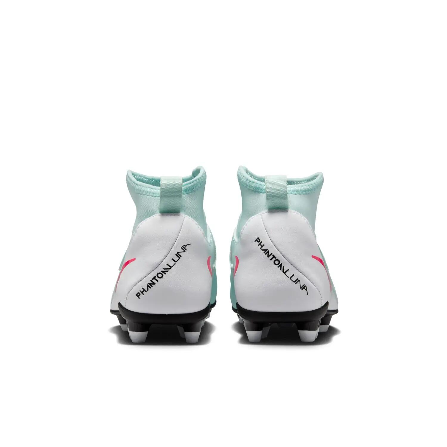 Buty piłkarskie Nike Phantom Luna 2 Club FG/MG Junior 5/11