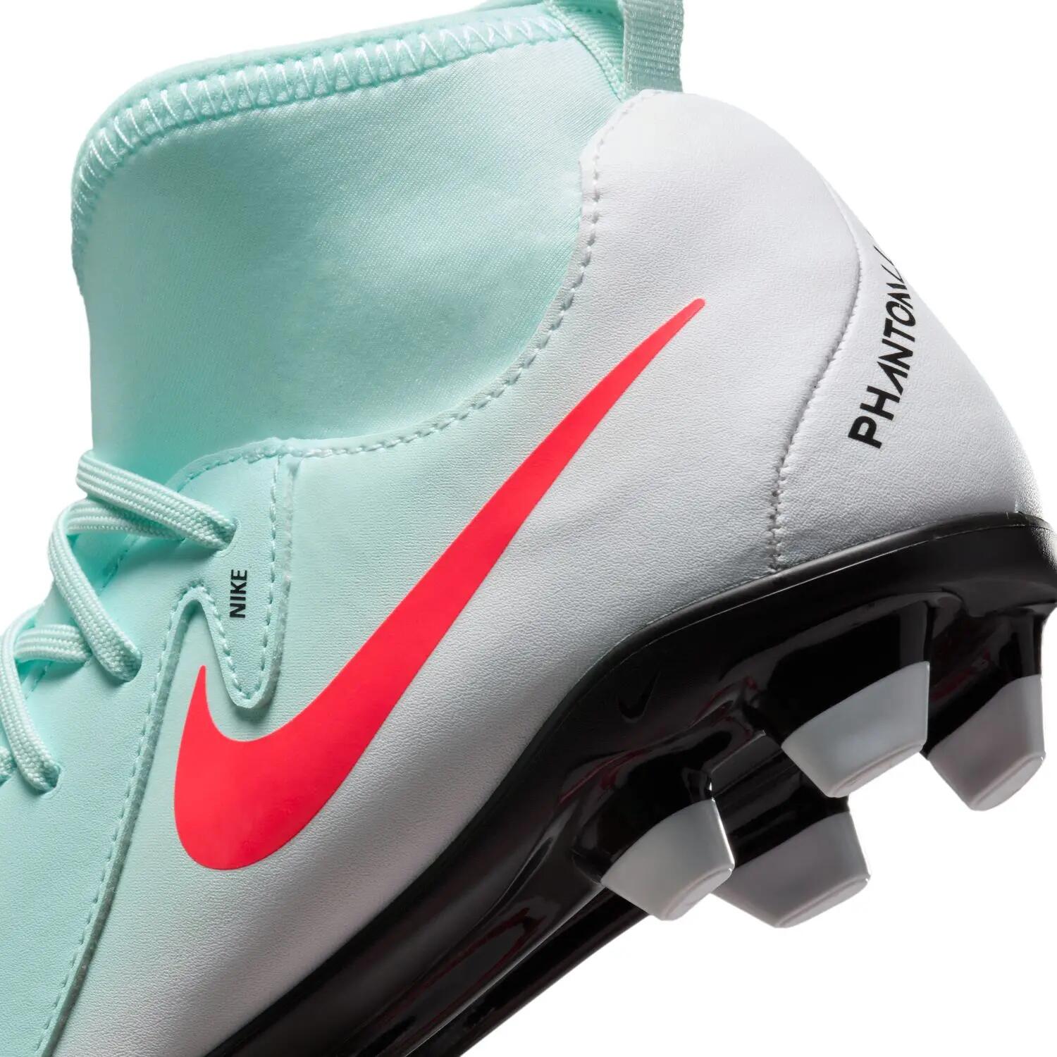 Buty piłkarskie Nike Phantom Luna 2 Club FG/MG Junior 4/11