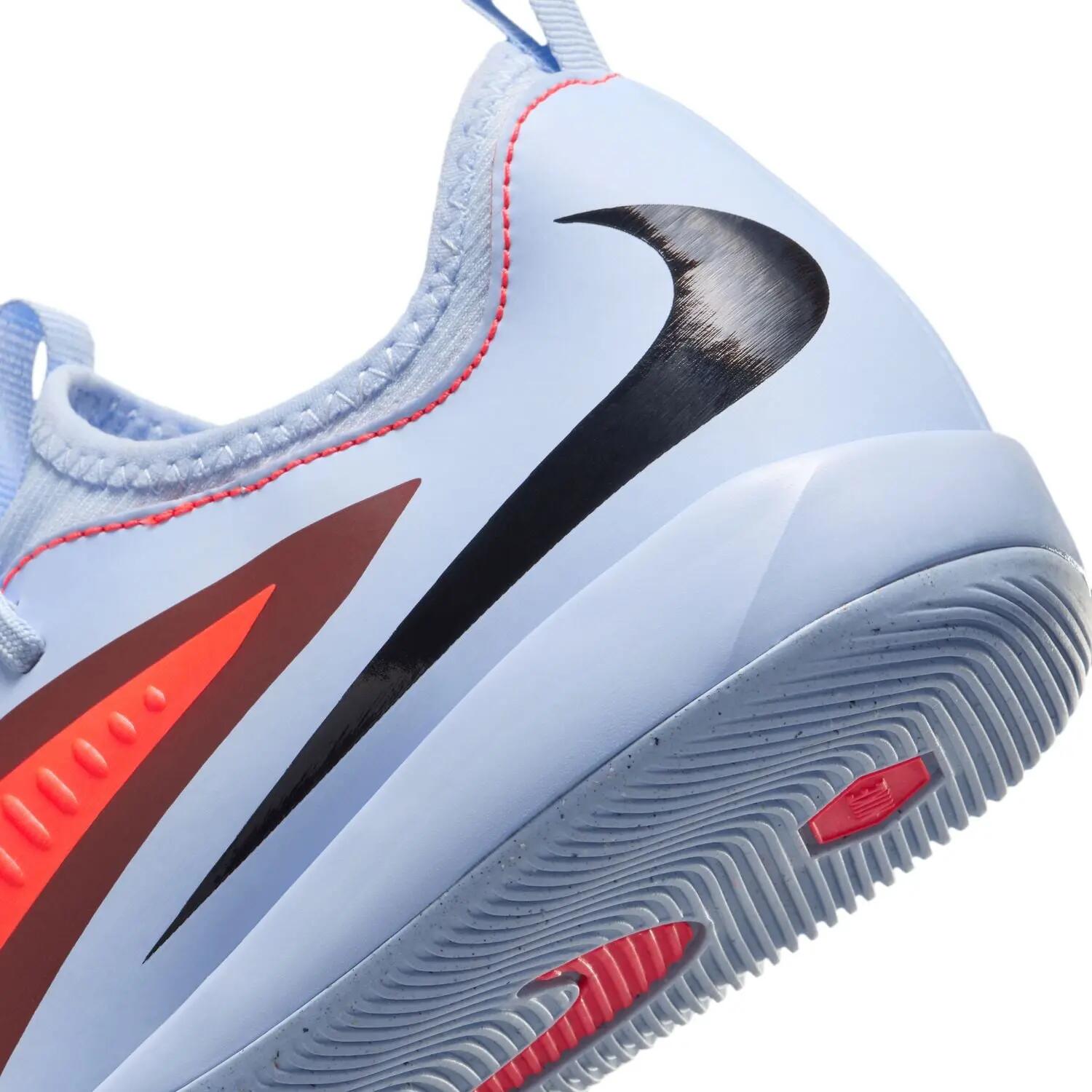 Nike JR Phantom 6 Low Academy IC gyermek futballcipő 4/10