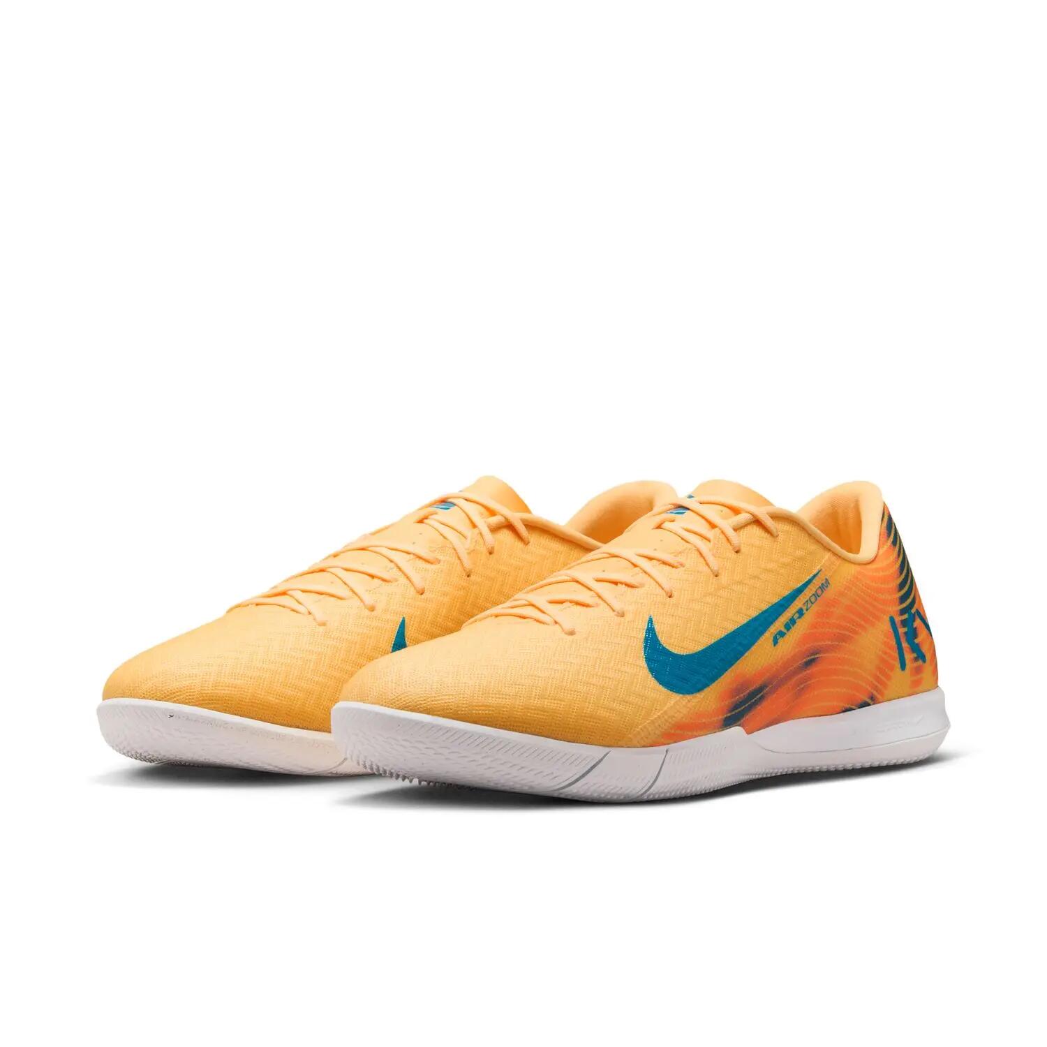 Labdarúgó cipő Nike Zoom Mercurial Vapor 16 Academy IC Kylian Mbappé 2/10