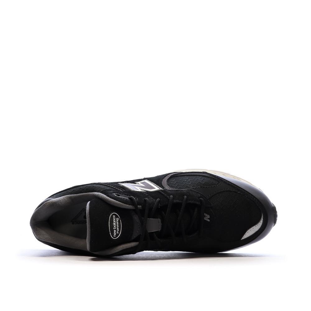 Baskets Noires Homme New Balance 2002 4/7