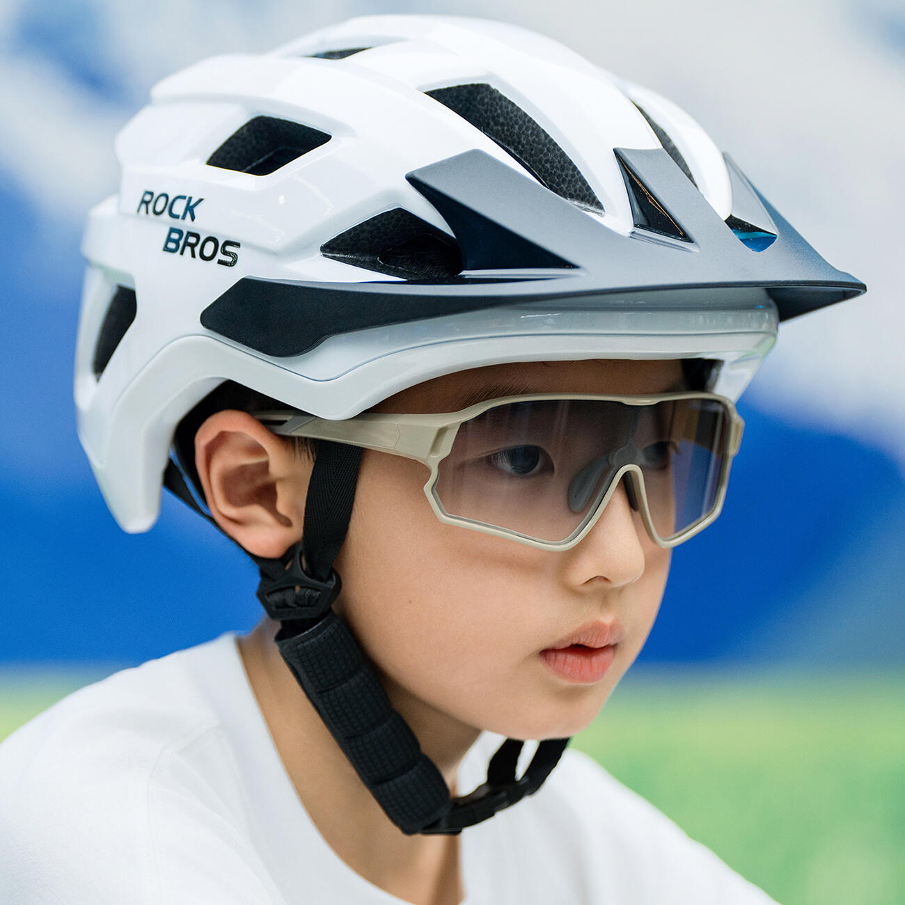 Dětská cyklistická helma Rockbros s odnímatelným kšiltem 5/7