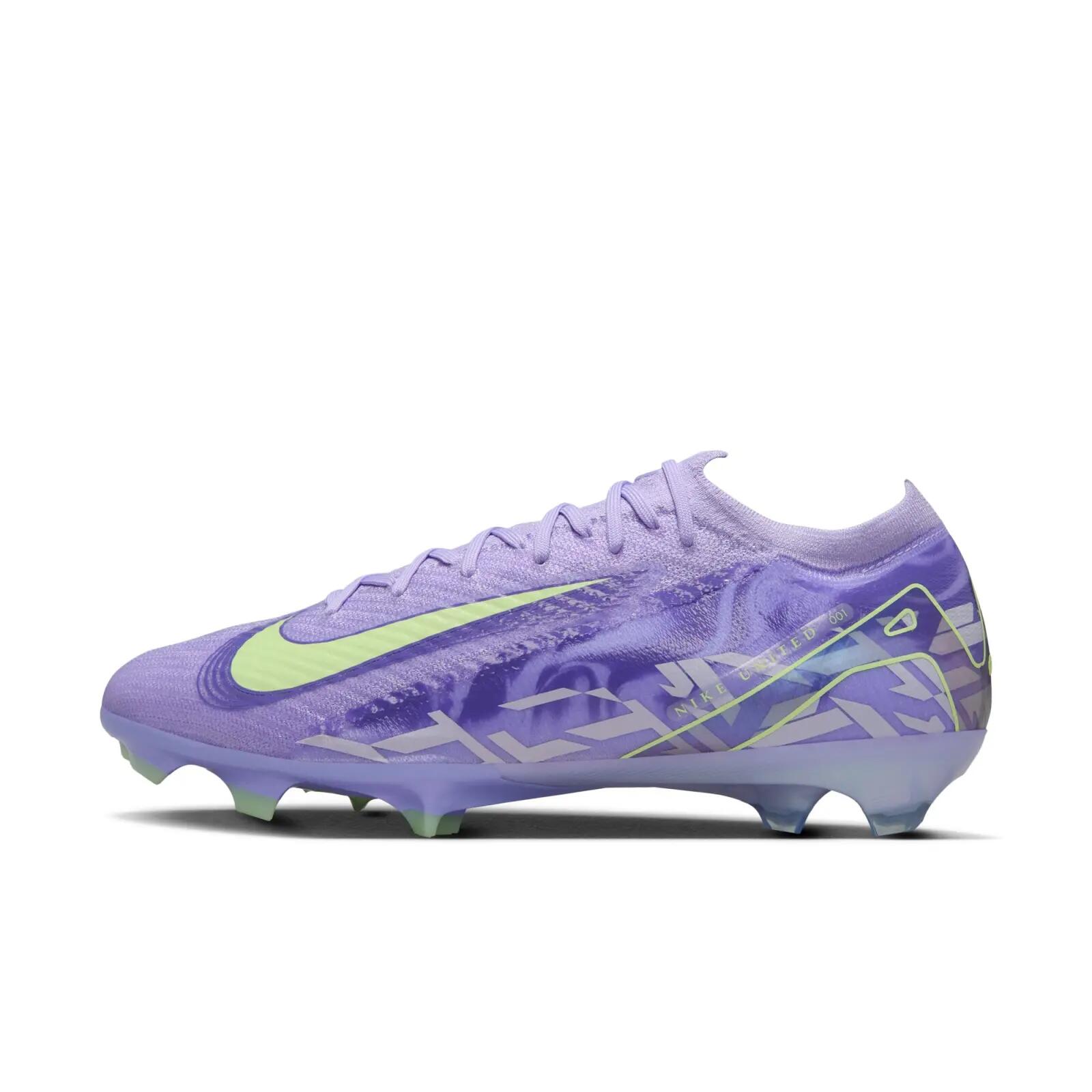 NIKE picture