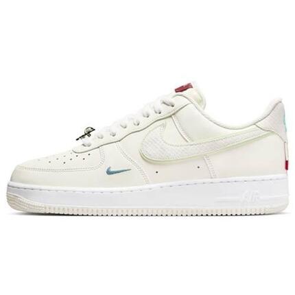 Damen universal Schuhe Nike Air Force 1 '07