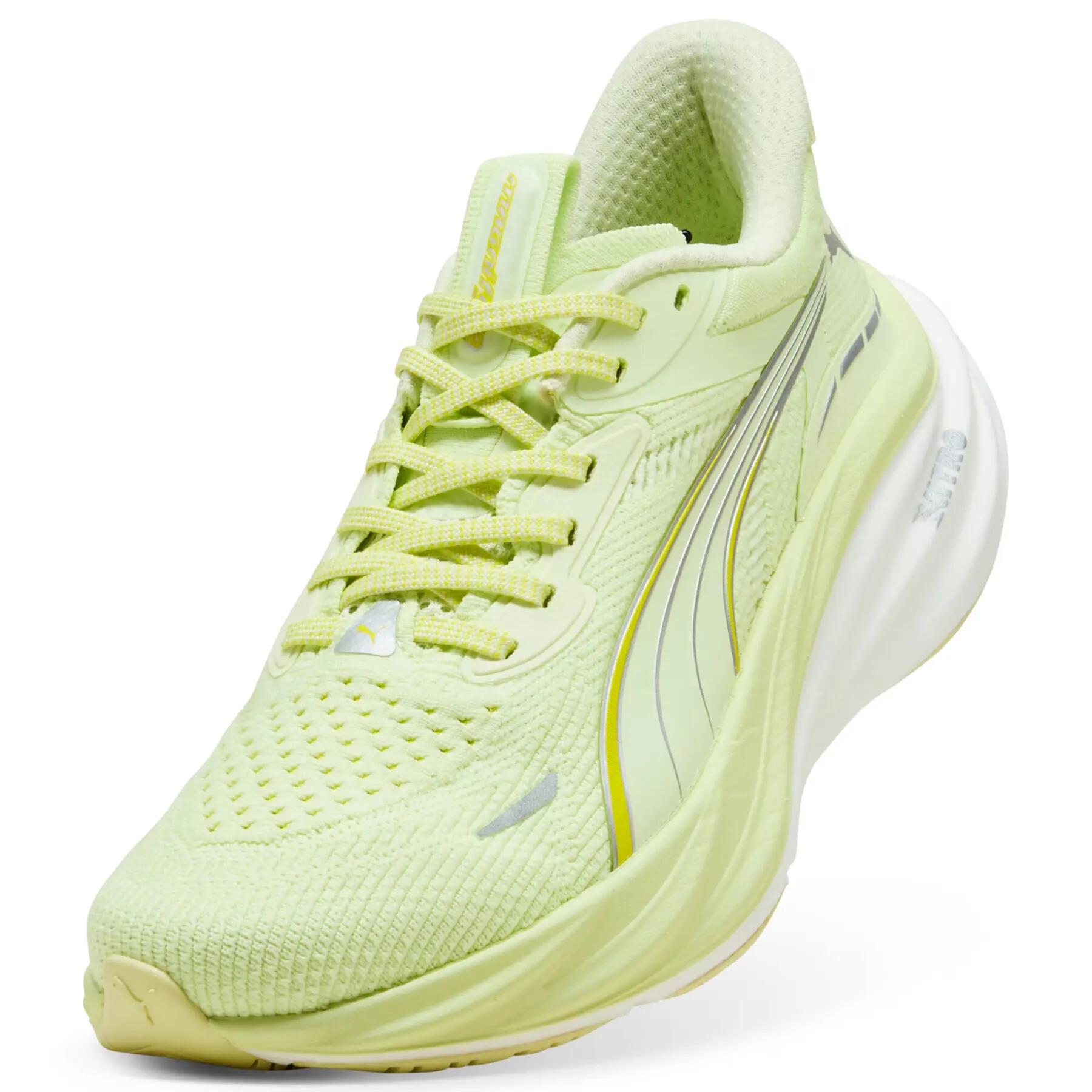 Zapatillas de running mujer Puma Magnify Nitro™ 3 3/7