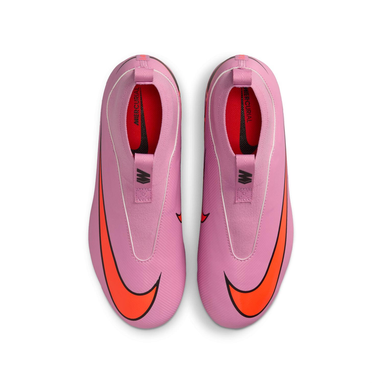 Botas de futbol Nike modelo FQ8308-600 para niños unisex 5/7