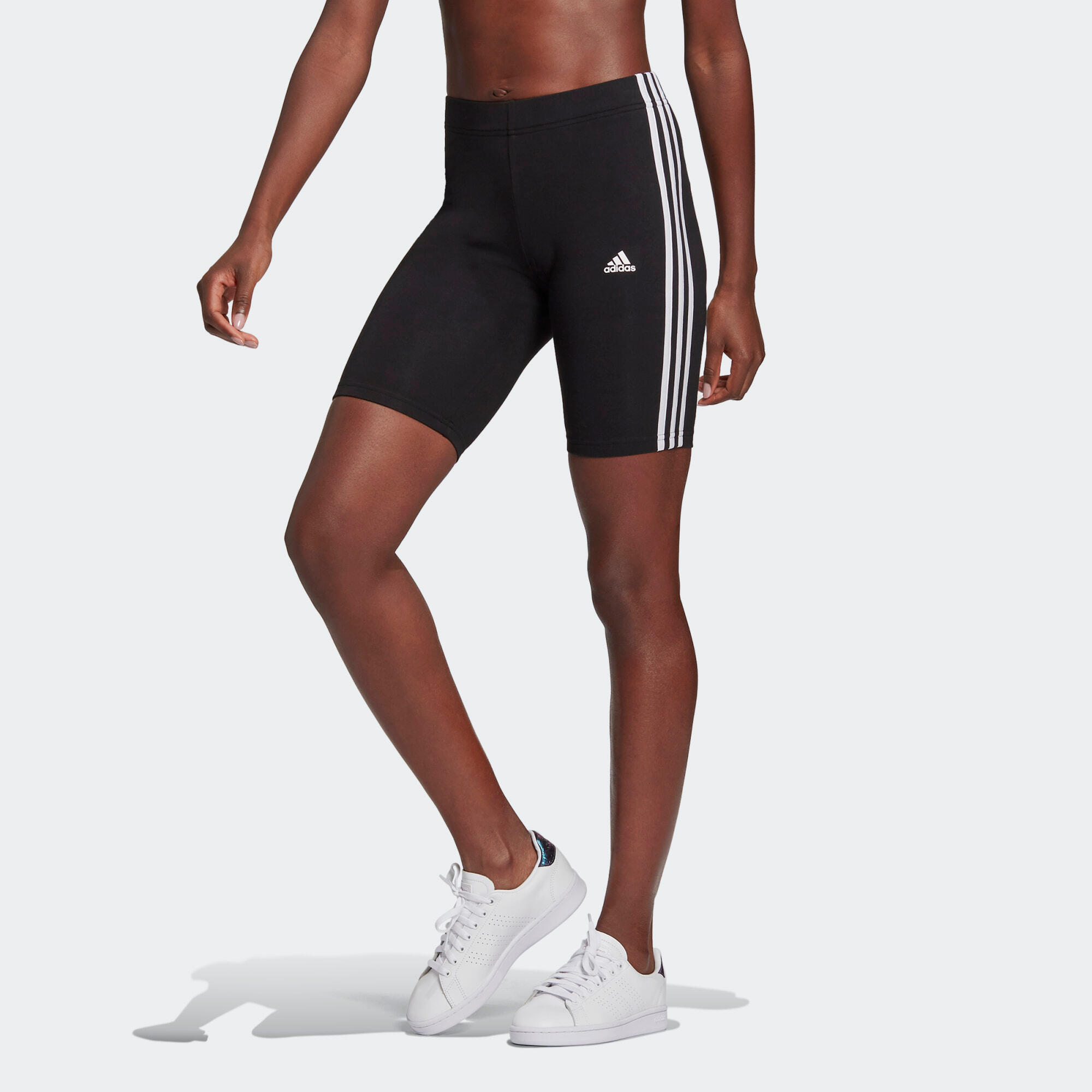 Short Essentials 3-Stripes Bike 3/5