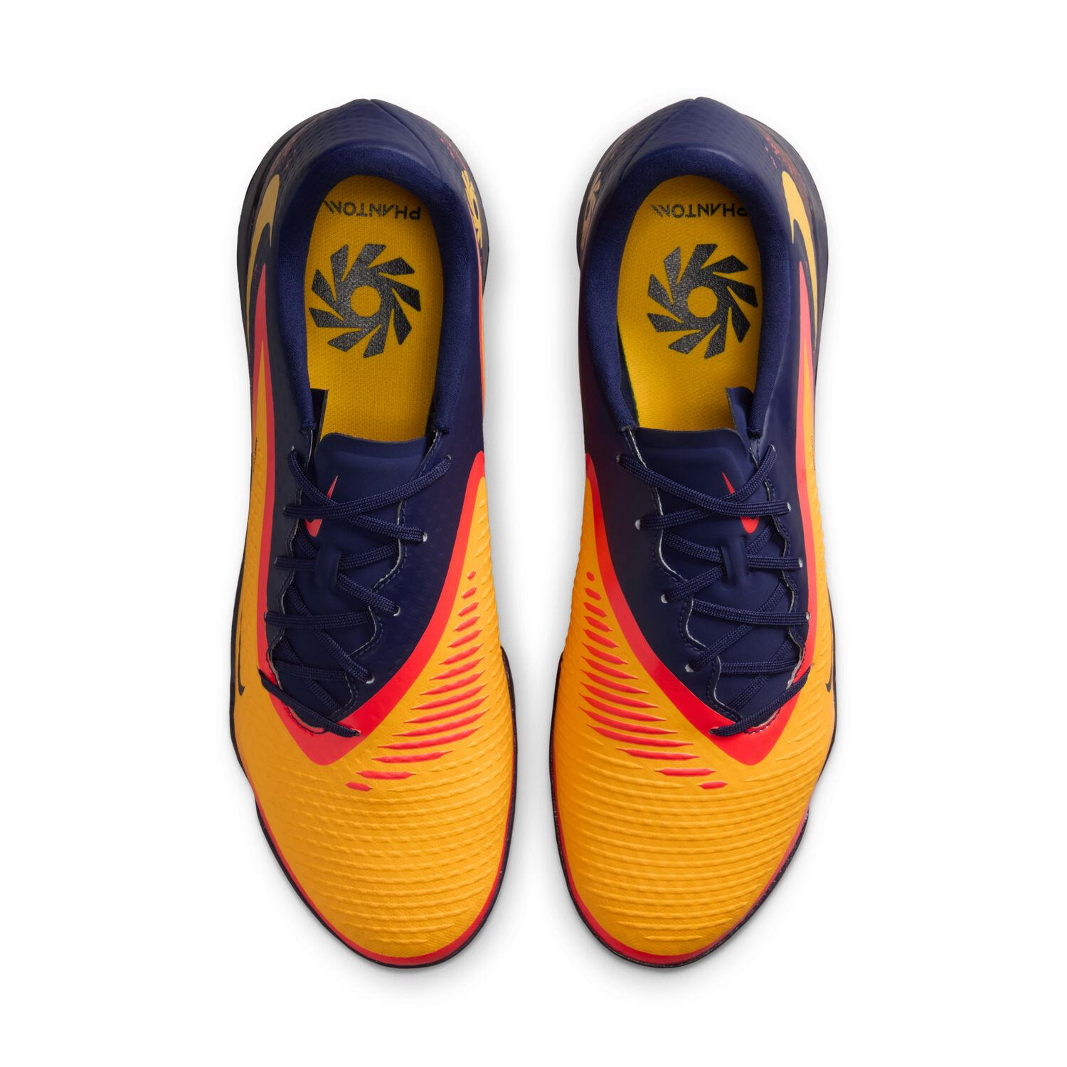 Ghete de fotbal Nike Phantom 6 Low Academy TF 5/7