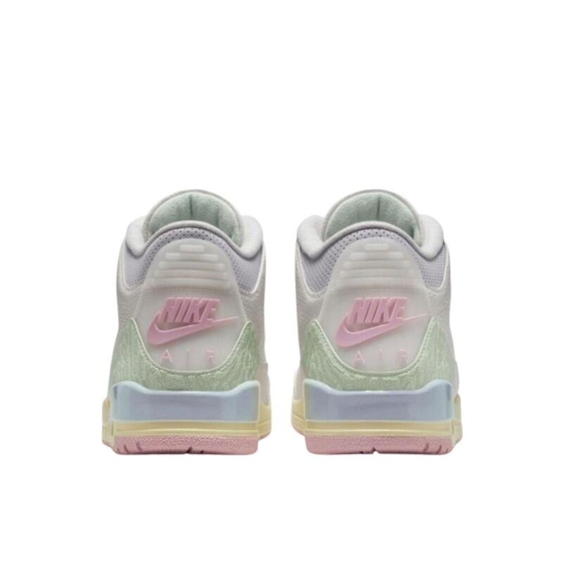 3 Retro Spring Is In The Air