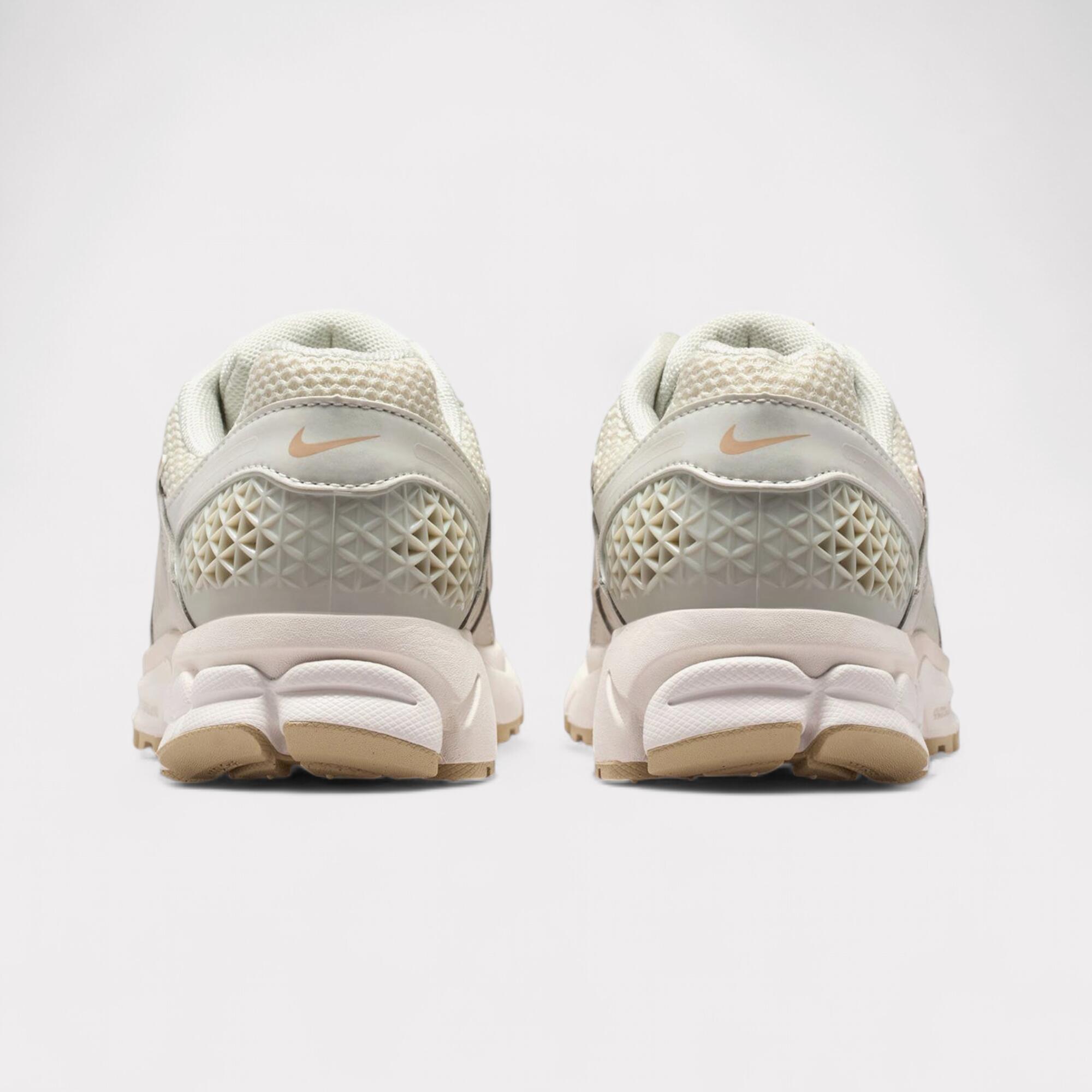 Nike Zoom Vomero 5 - Light Bone Phantom 4/7