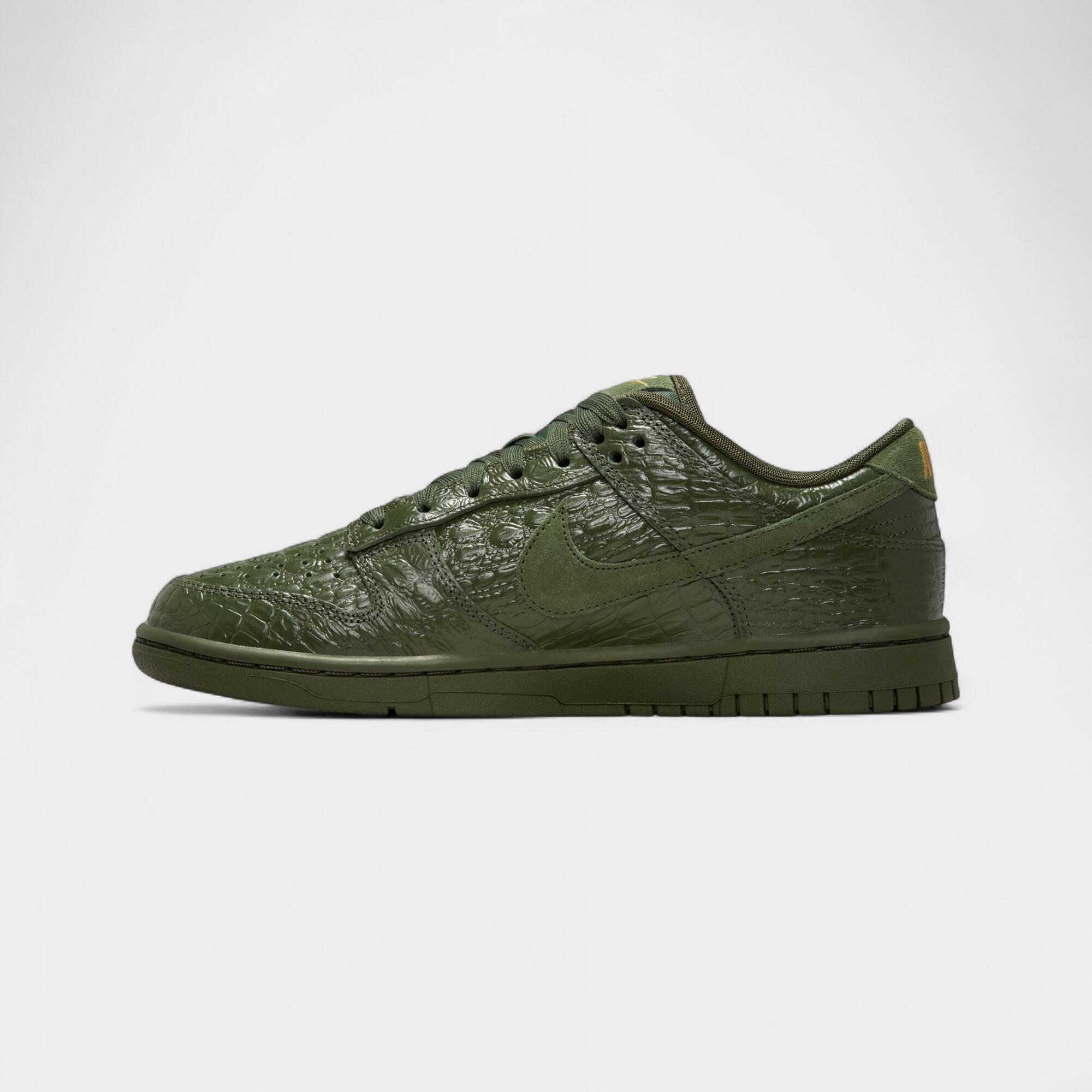 Nike Dunk Low - Green Crocodile 3/6
