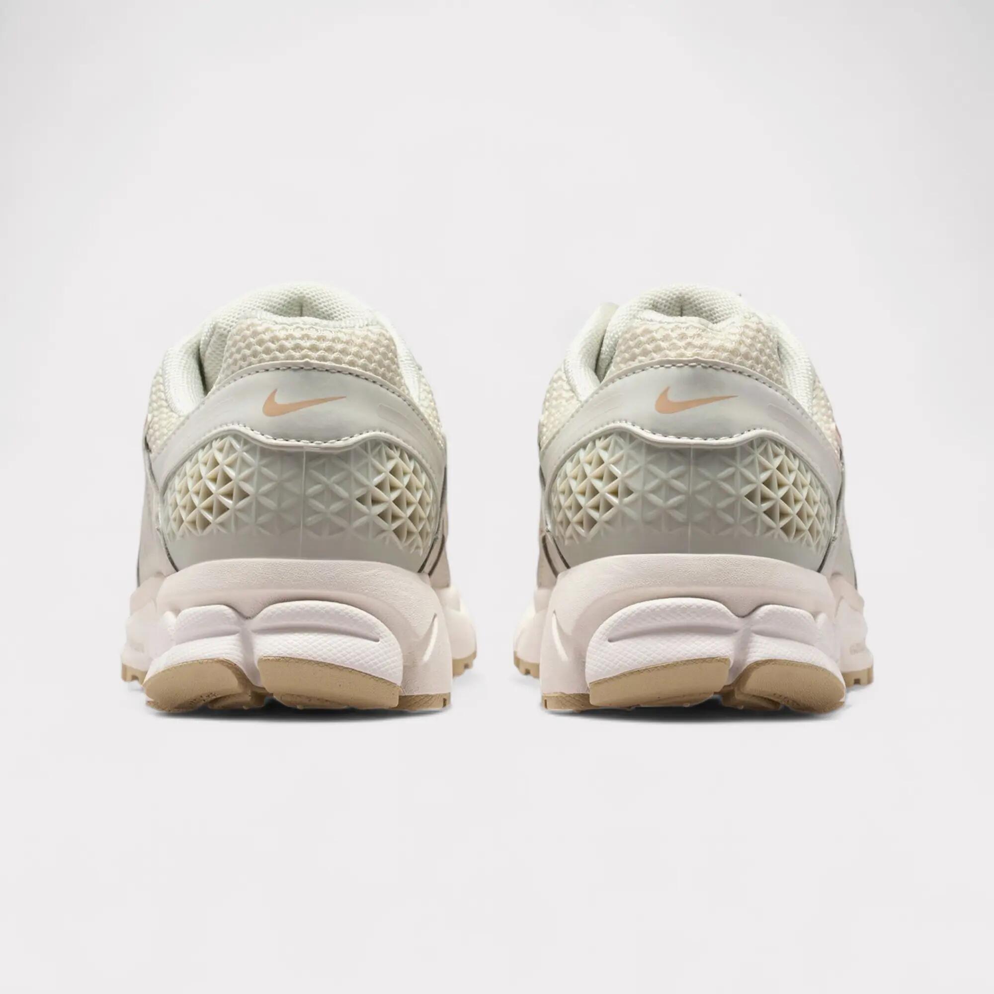 Nike Zoom Vomero 5 - Light Bone Phantom 4/7