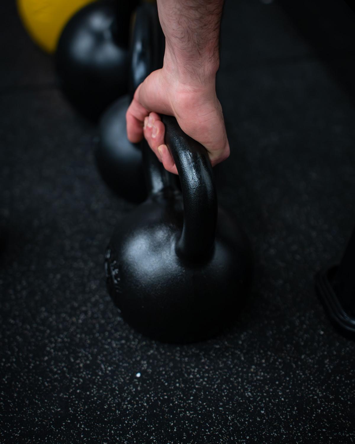 Wolverson Fitness Black Series Kettlebell 14kg 6/6