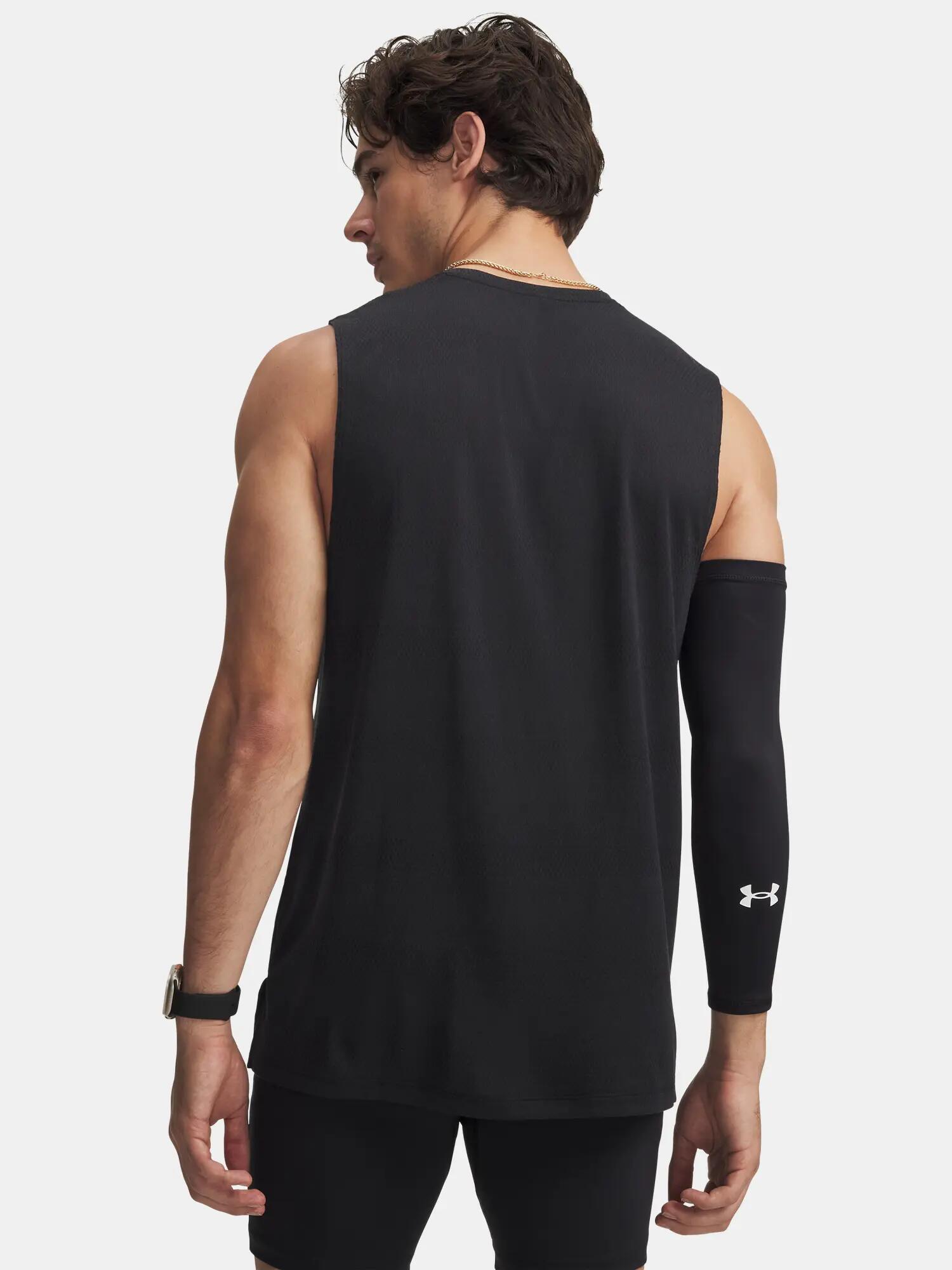 Férfi trikó Under Armour UA Velociti Tank-BLK 2/4