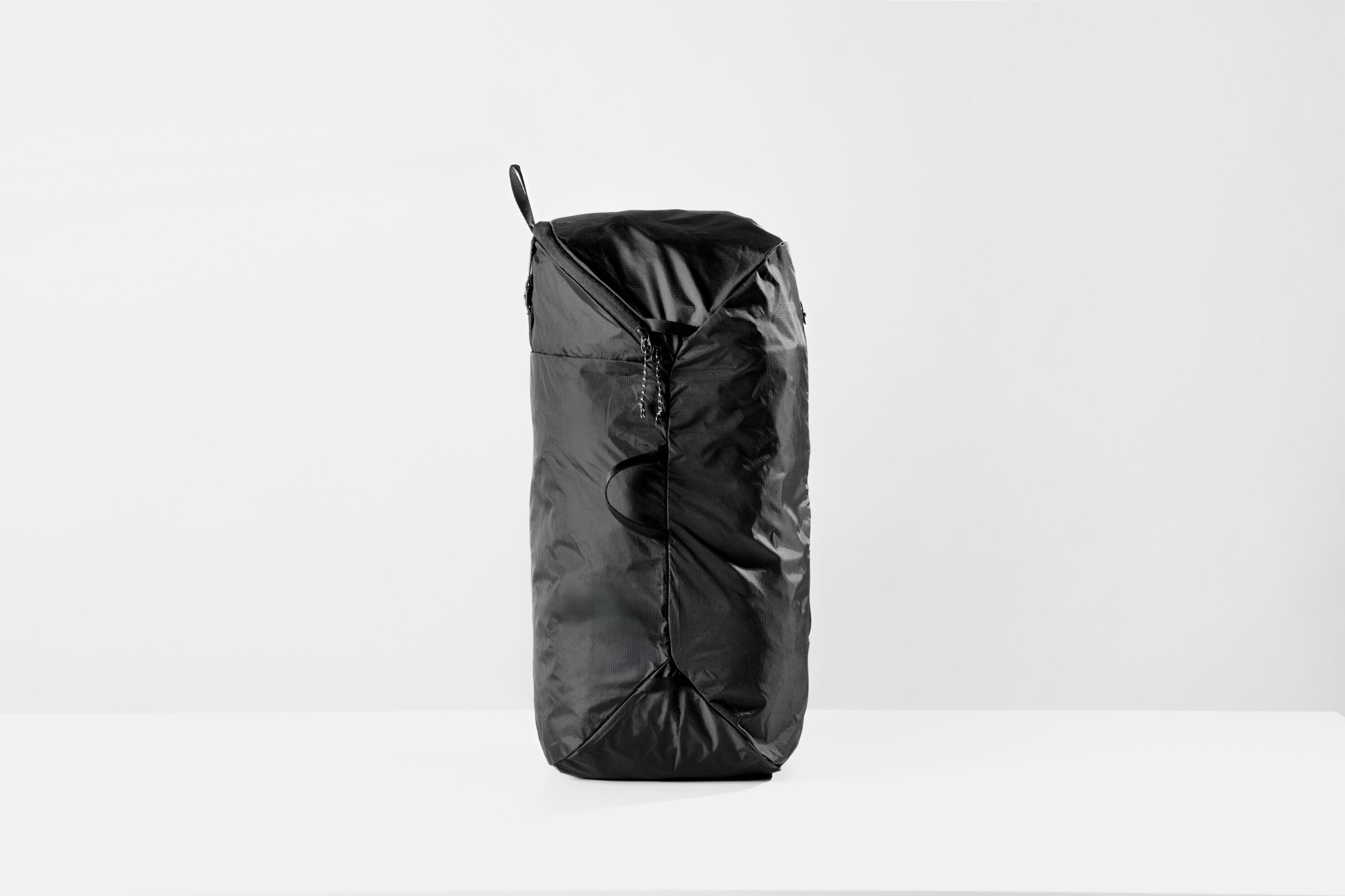 Matador Packable Laundry Bag 4/7
