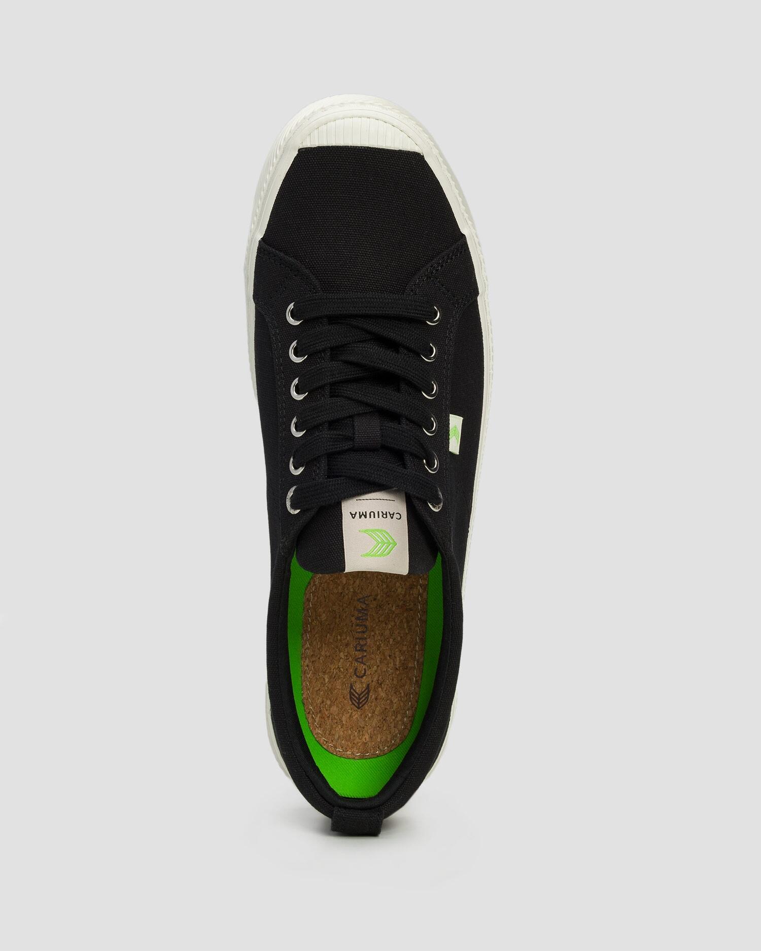 Buty sportowe Cariuma OCA Low Black Canvas Unisex 4/7