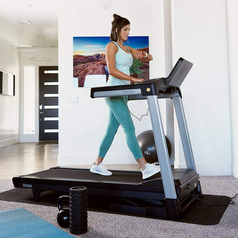 Banda de alergare profesională LifeSpan Fitness TR5500iM