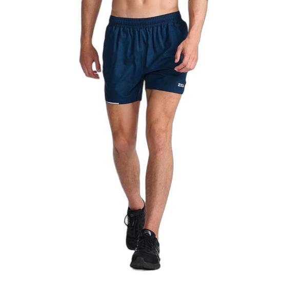 5-calowe spodenki 2XU Aero