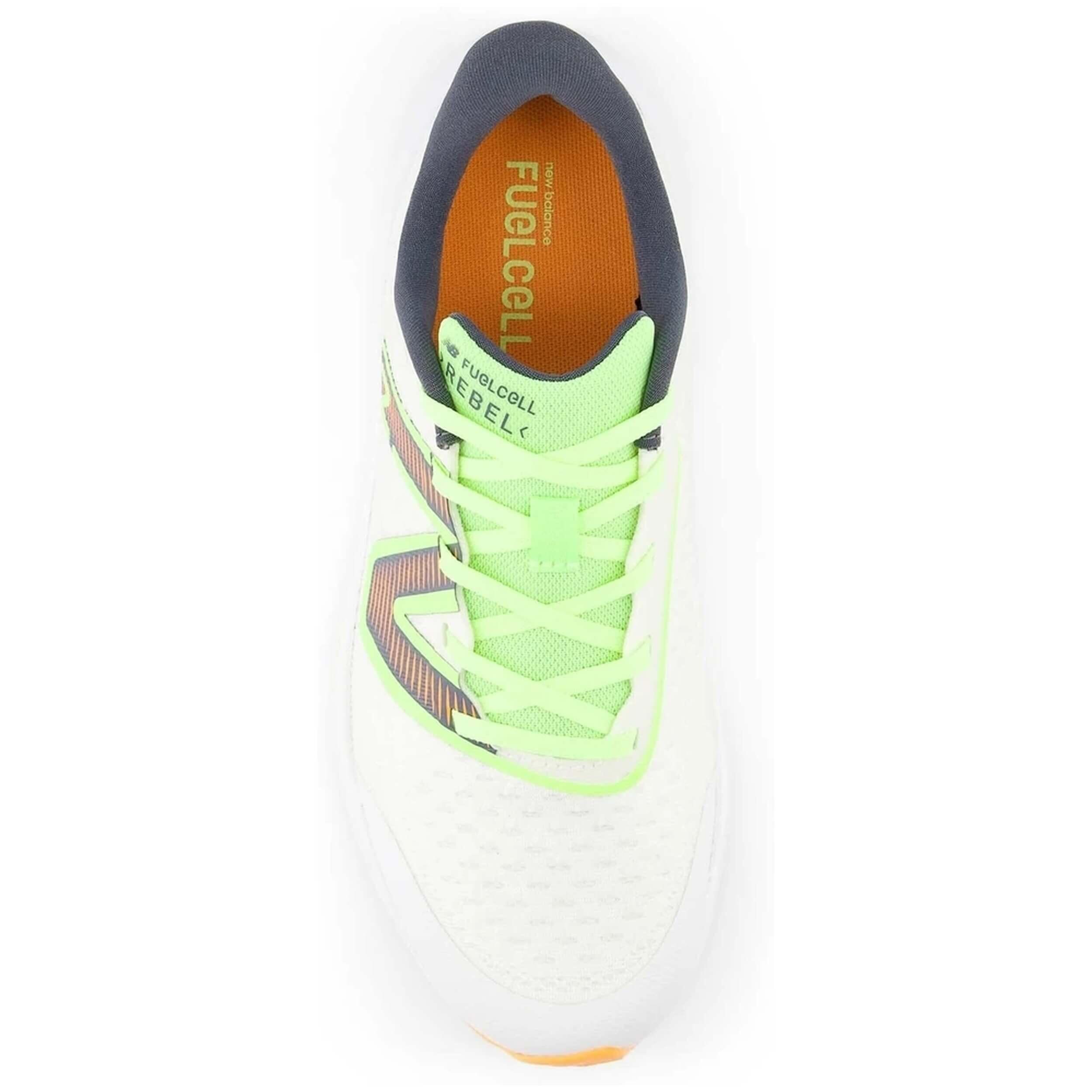 Chaussures de sport pour enfant New Balance blanches 4/4