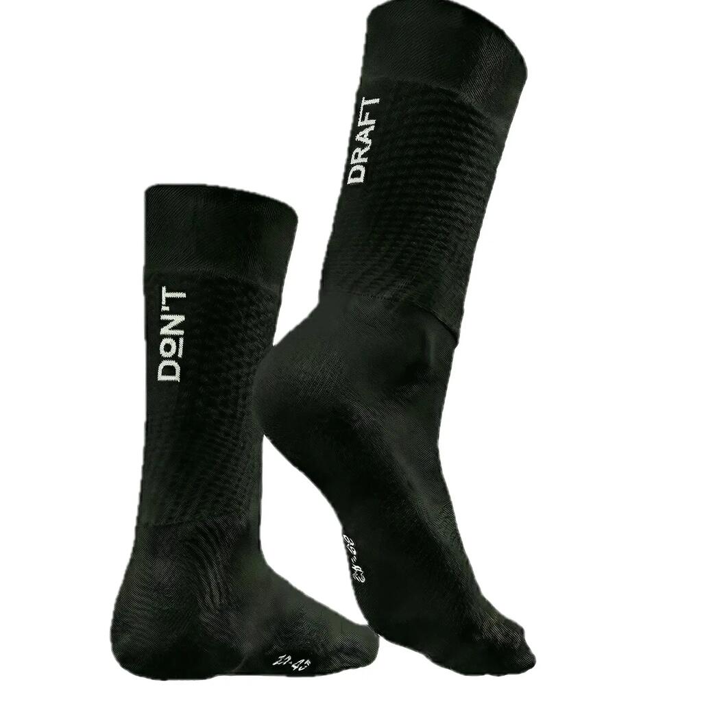 Breathable Cycling Socks "Don't Draft" – Black