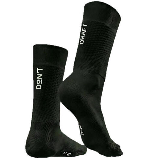 Atmungsaktive Radsocken „Don't Draft“ – Schwarz