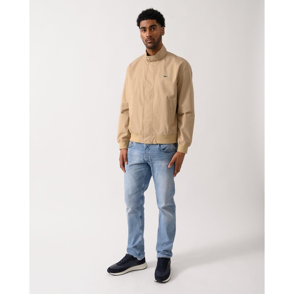 Chaqueta Beige Lacoste  Harrington de Sarga Hidrófuga con Detalles Sofisticados 4/6