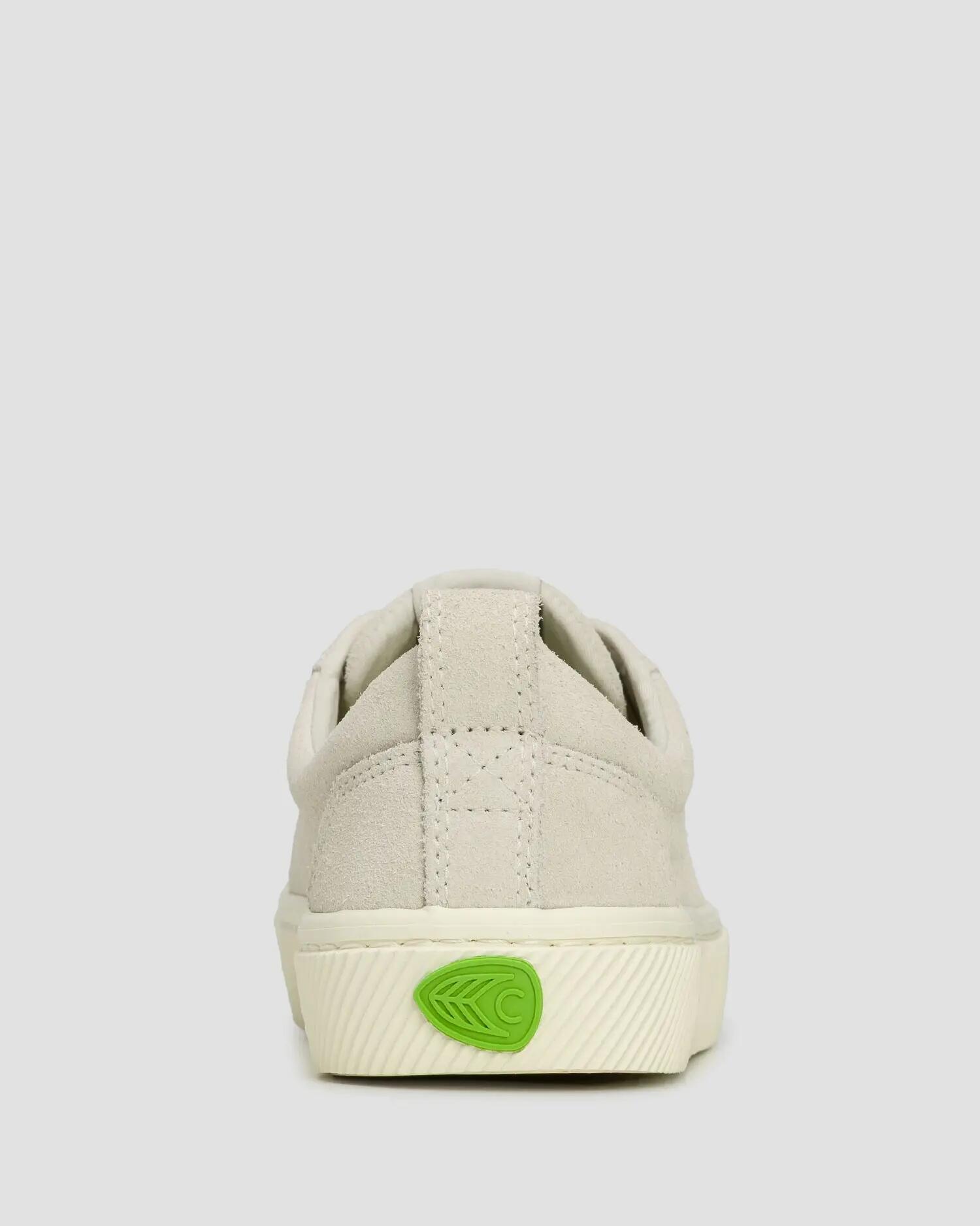 Trampki zamszowe damskie Cariuma OCA Low Vintage White Suede 6/7