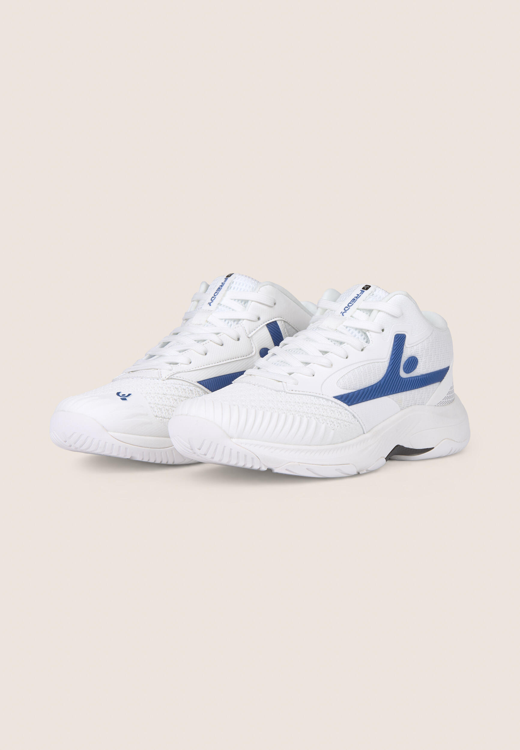 Chaussures techniques de volley-ball et de padel avec semelle Grip et semelle in 3/4