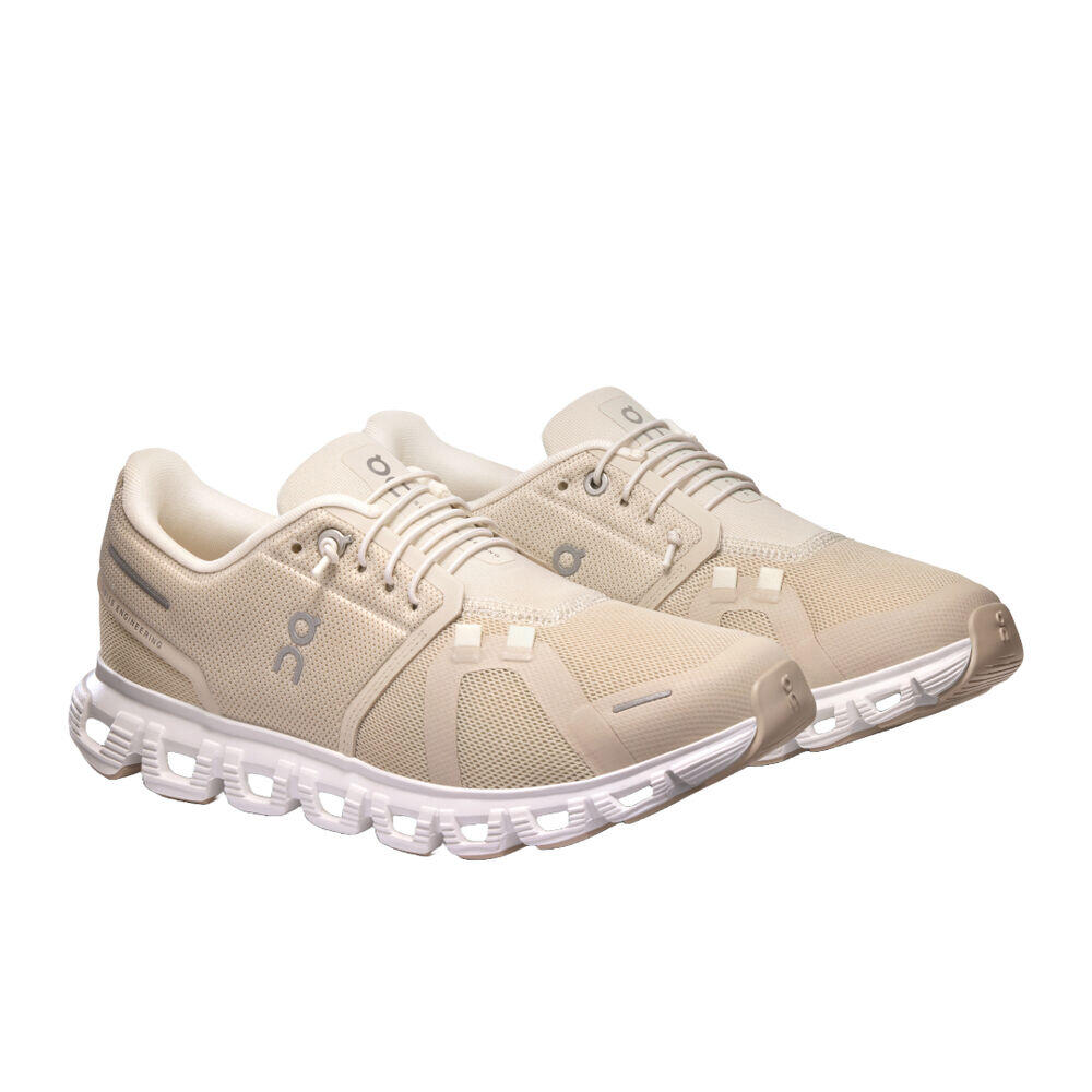 Zapatilla Beige On Running Cloud 6 Pearl/White Women Ajuste Holgado 2/7
