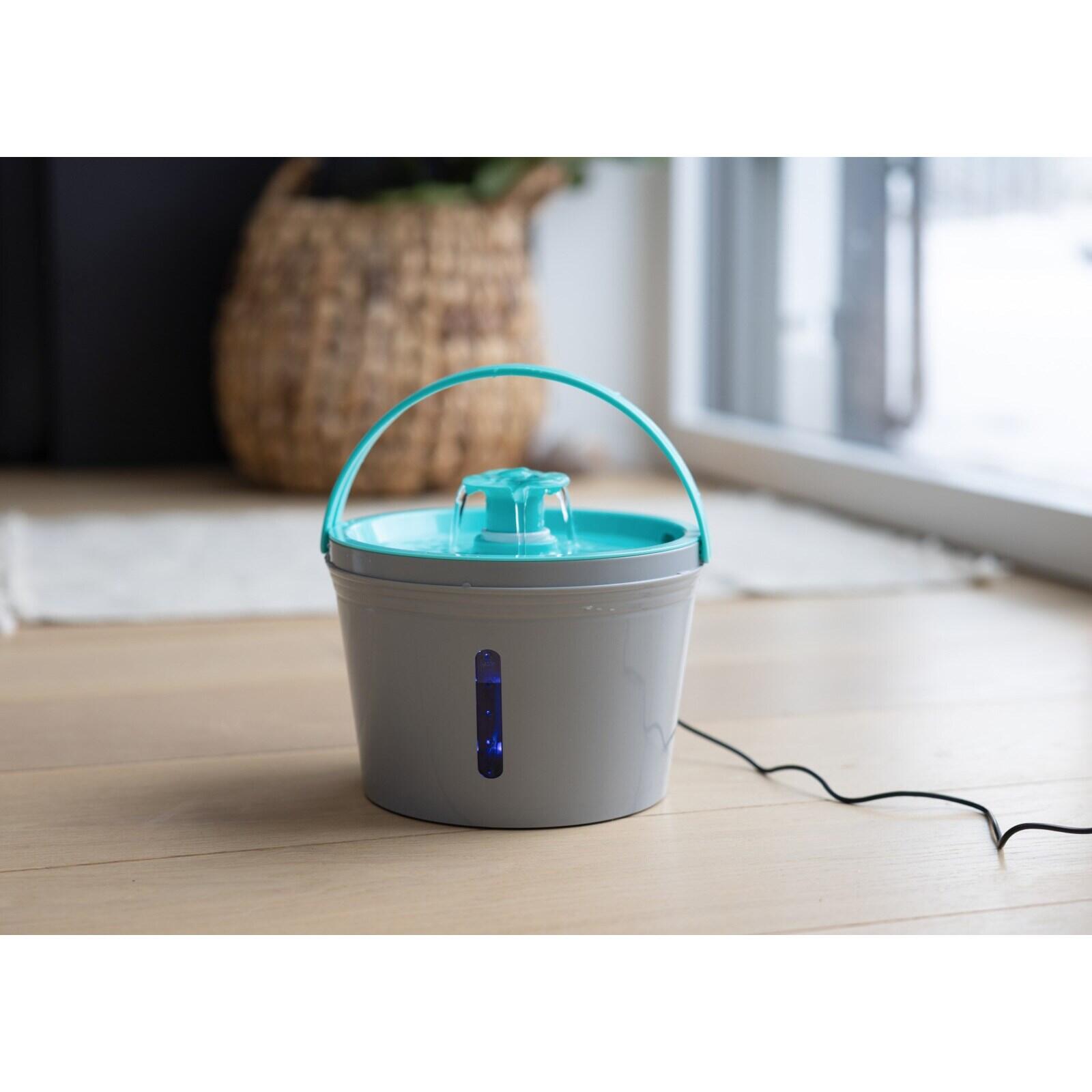Fuente de agua para gatos y cachorros Kerbl 4/5