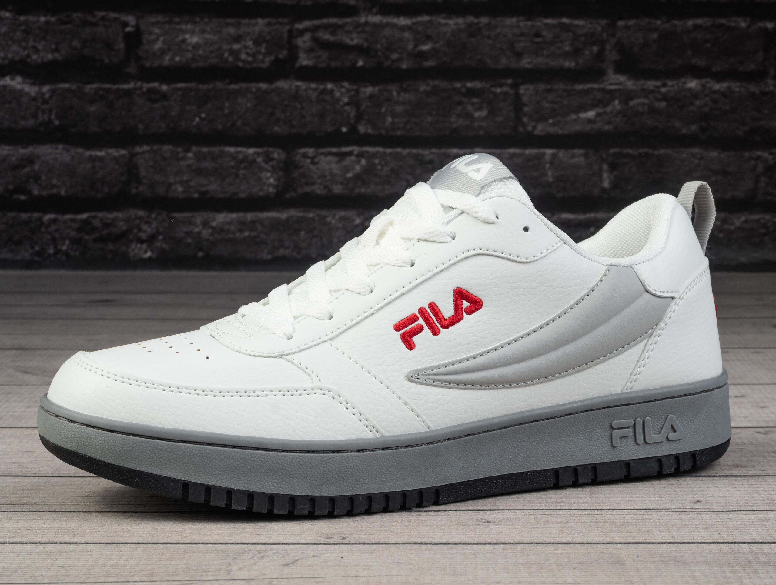 Buty męskie sportowe do chodzenia Fila REGA NF 3/7