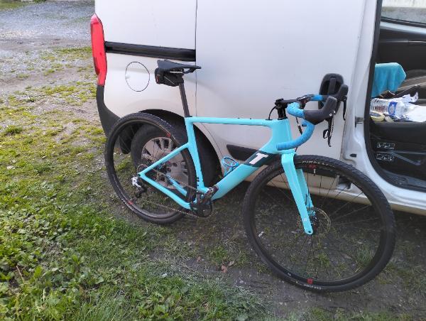 Tussen Particulieren - 3T ultra exploro gravel fiets 2/2