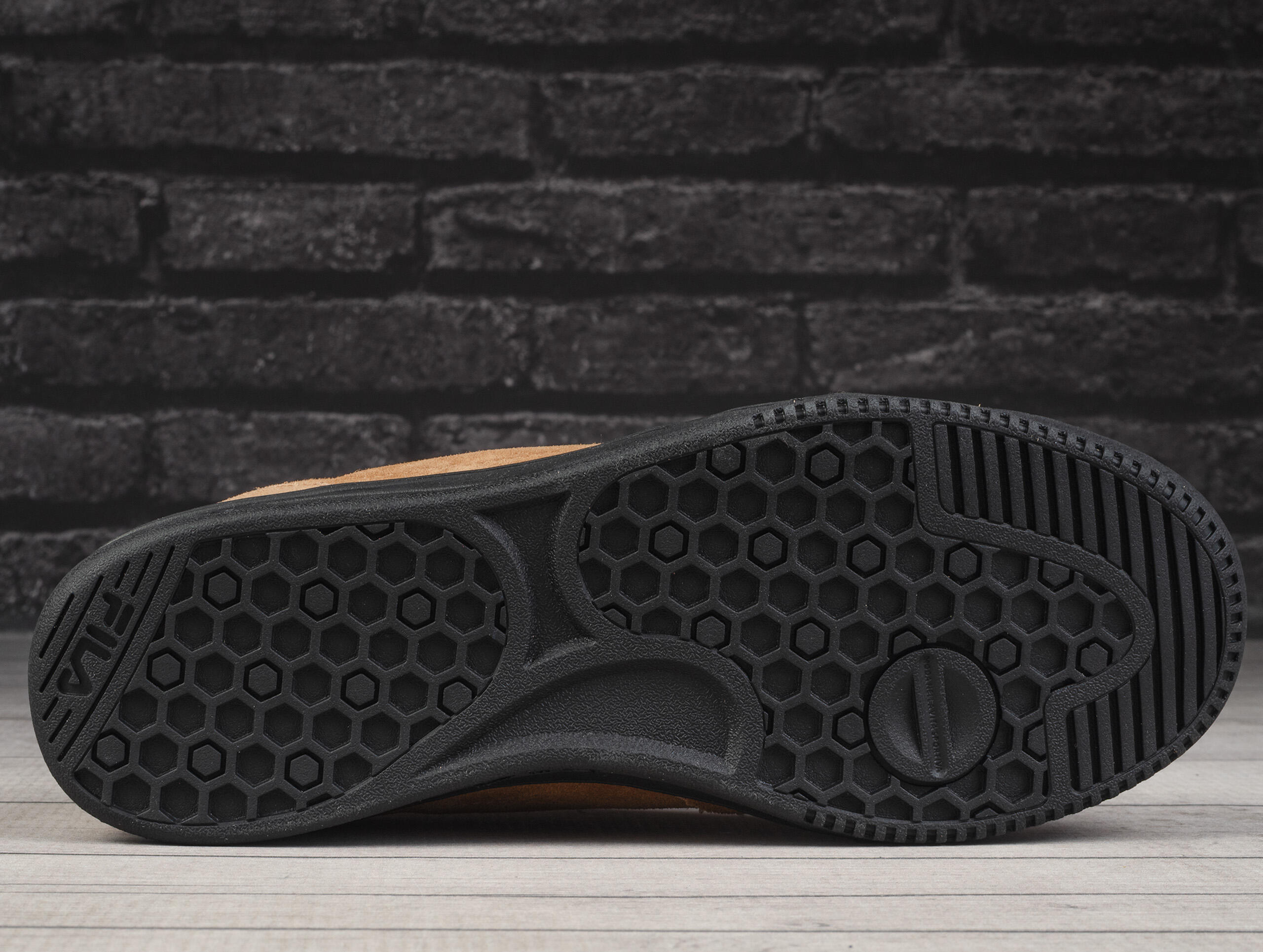 Buty męskie sportowe sneakersy Fila SLANTSHOT S 5/6