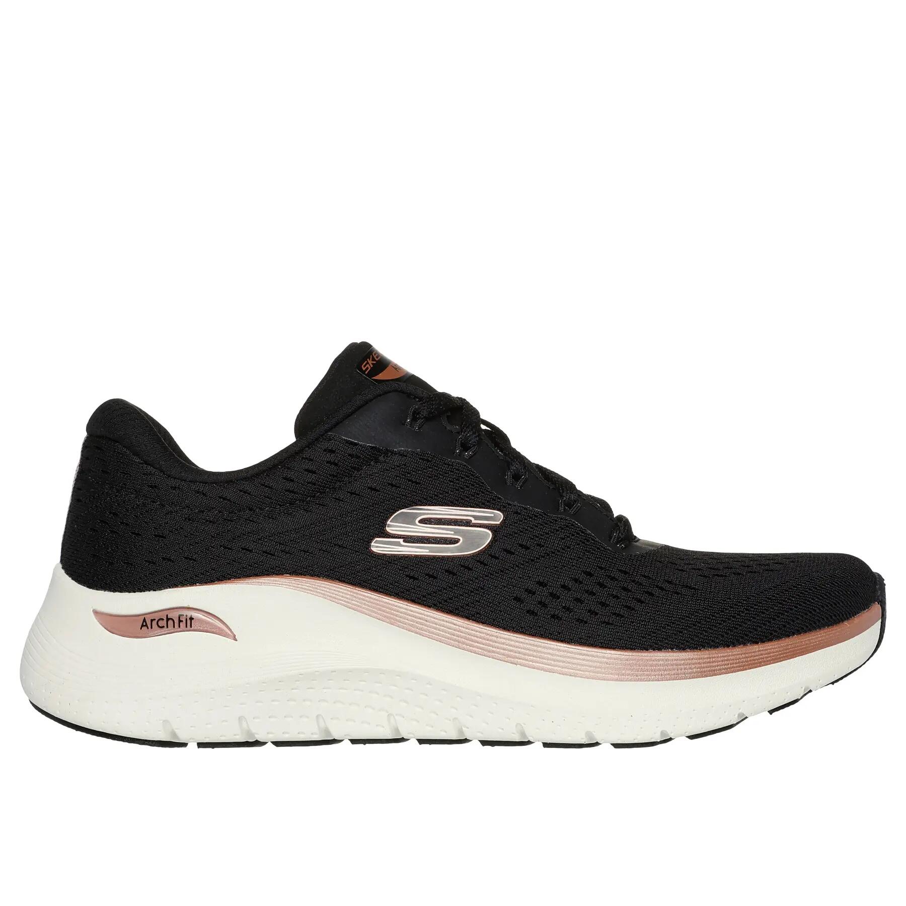 SKECHERS picture