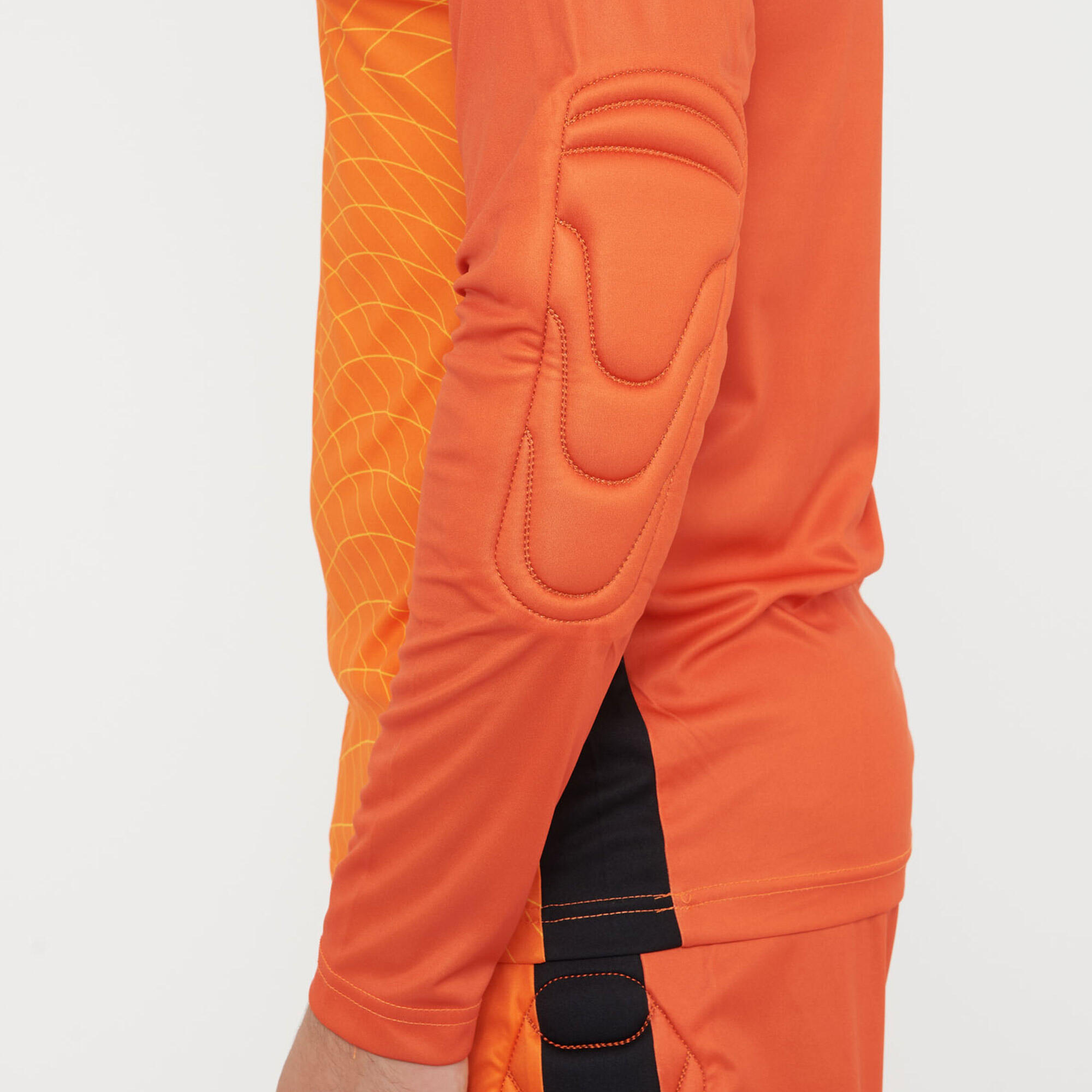 Voetbalkeeper Kit Villamarin voor Training Oranje 4/7