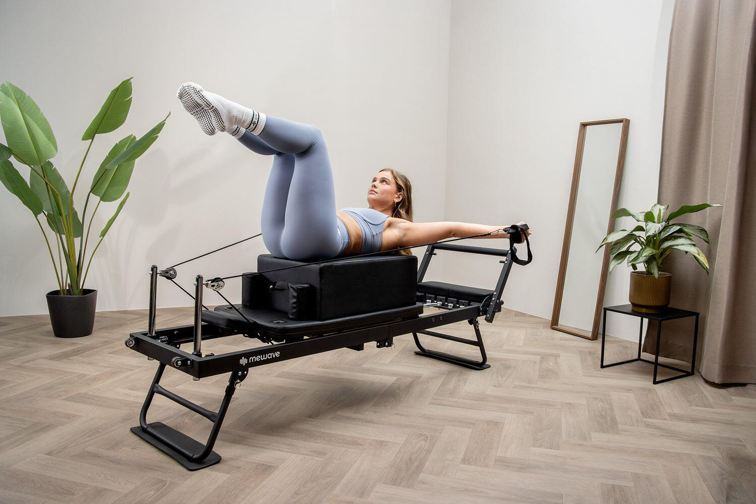 Mewave Pilates Reformer Pro 4/8