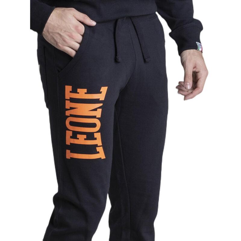 Pantaloni bărbătești Leone Basic cu logo mare din bumbac neperiat