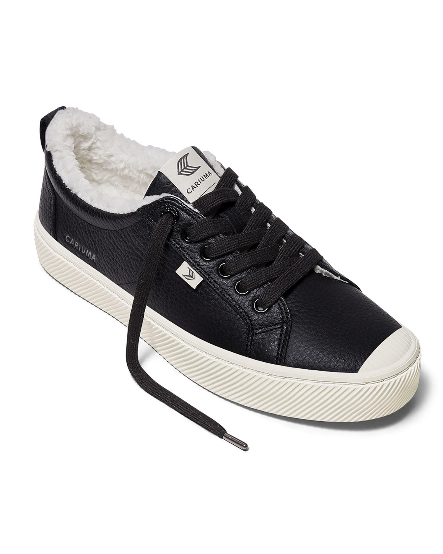 Buty męskie Cariuma OCA THERMA PEBBLED LEATHER BLACK
