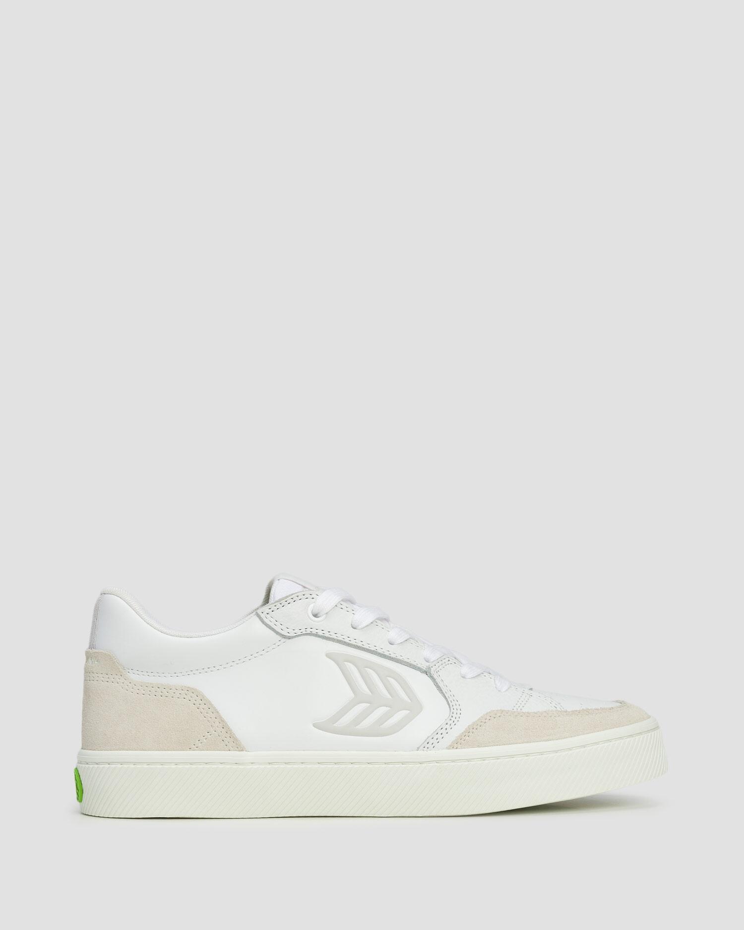 Sneakersy skórzane Cariuma Valley White Leather Suede Unisex