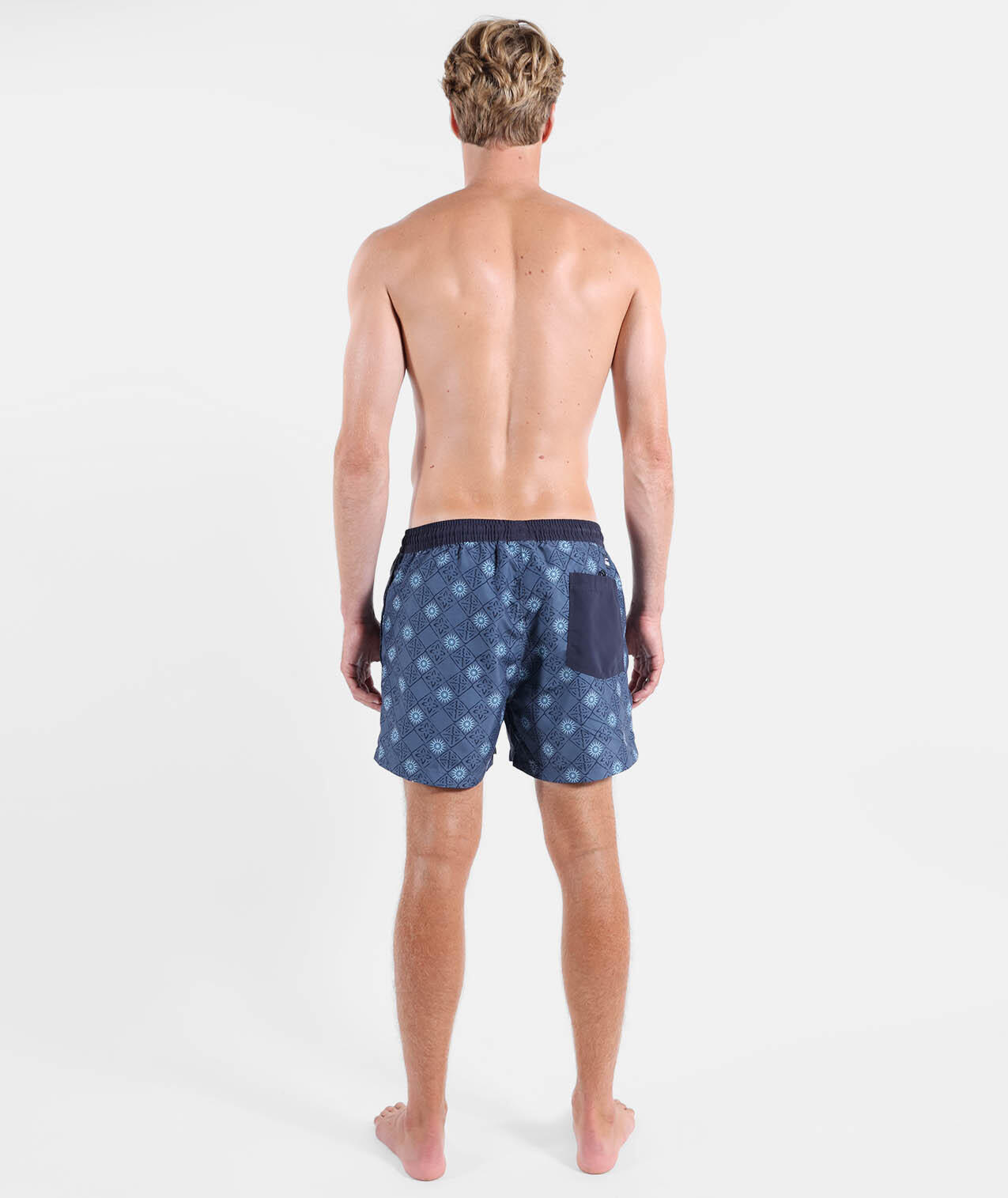 Beachshort LOBBY 5/5