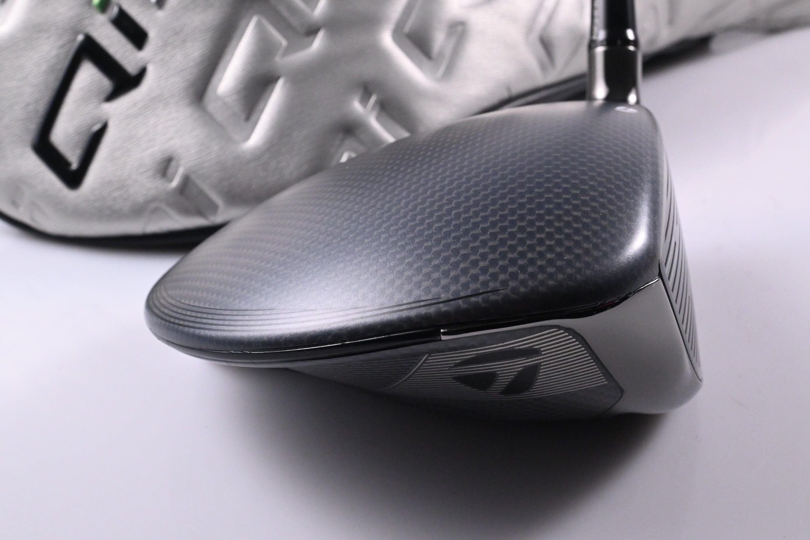 Taylormade Qi35 Max Golf Golf Driver / 10.5 Degree / Regular Flex