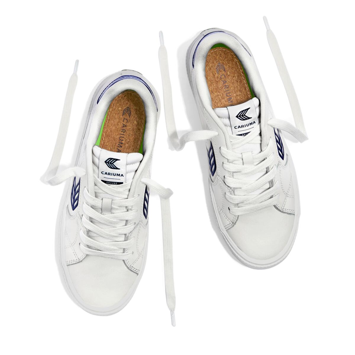 Buty męskie Cariuma SALVAS LEATHER WHITE BRIGHT NAVY LOGO 5/6