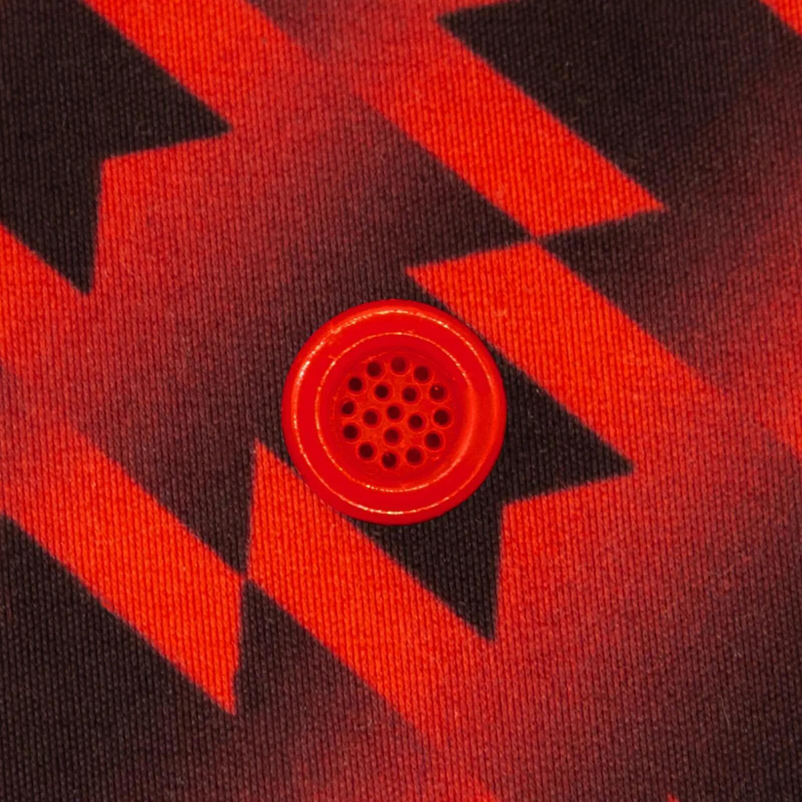 United 1990 Retro Bucket Hat (Red) 4/6