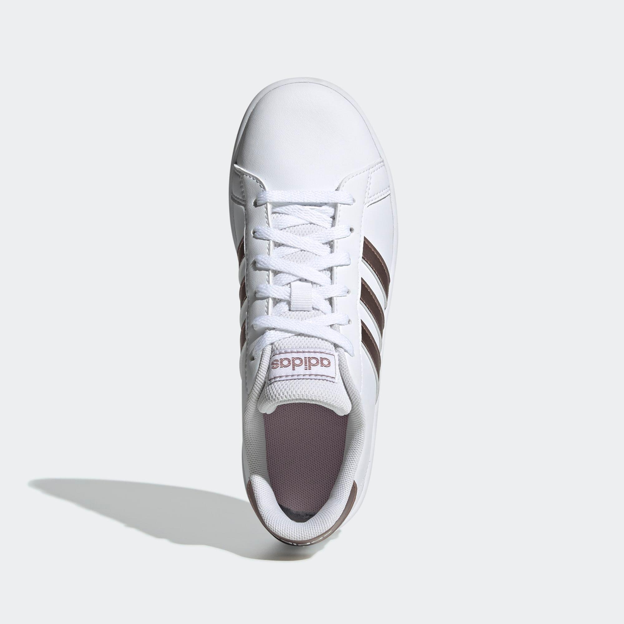 Chaussure Grand Court. 4/5