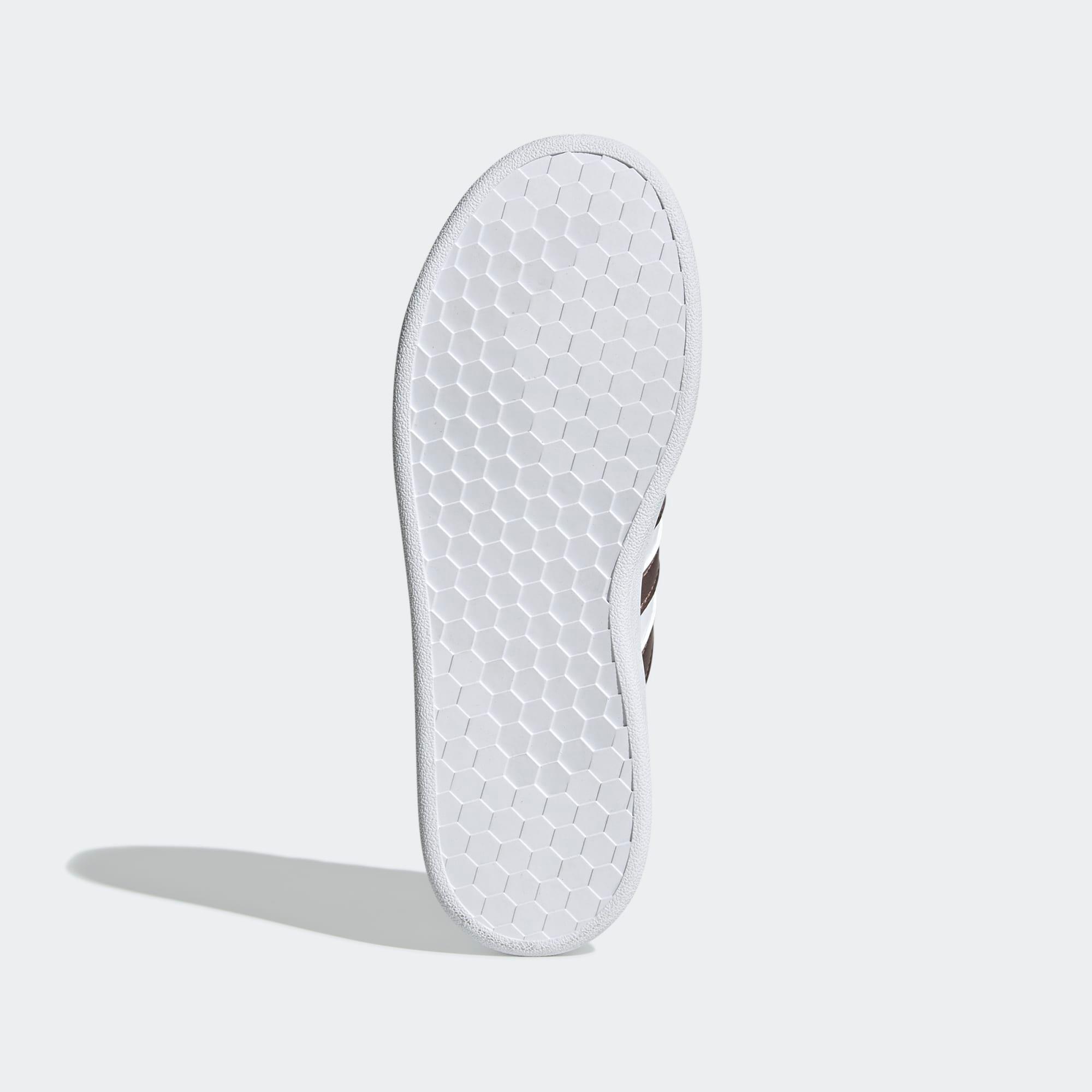 Chaussure Grand Court. 5/5